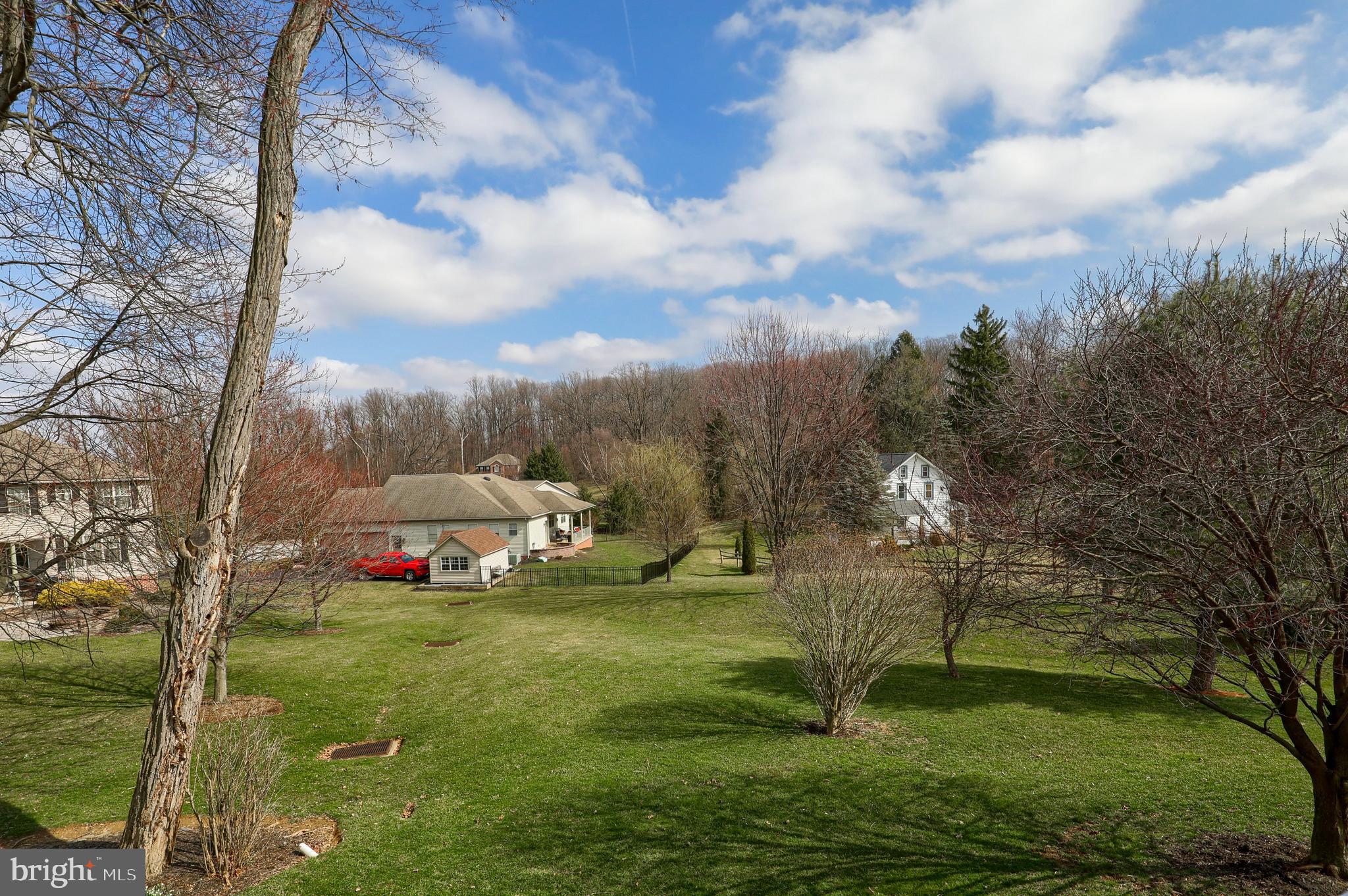 FIELDSTONE MANOR - Residential