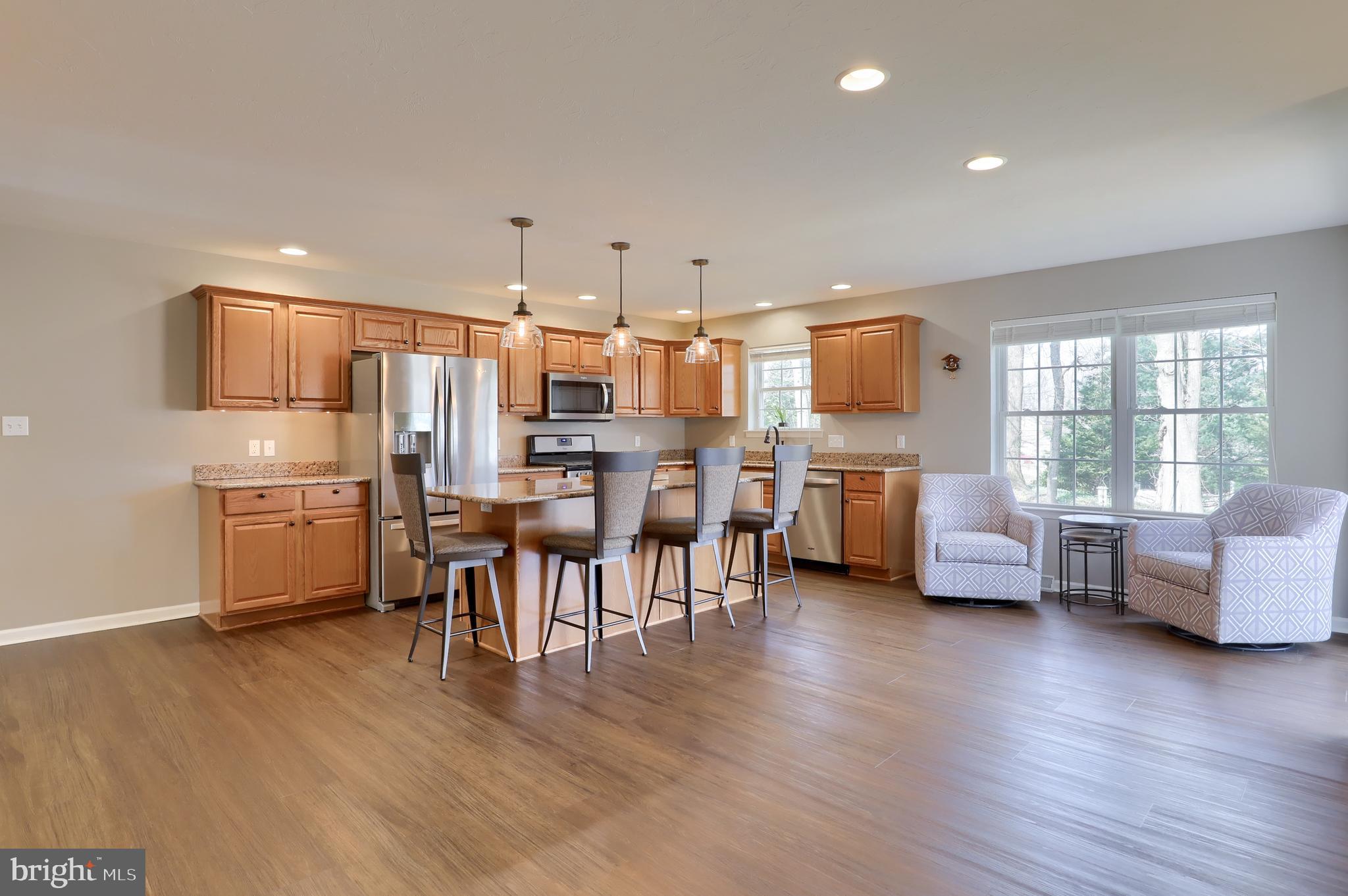 FIELDSTONE MANOR - Residential