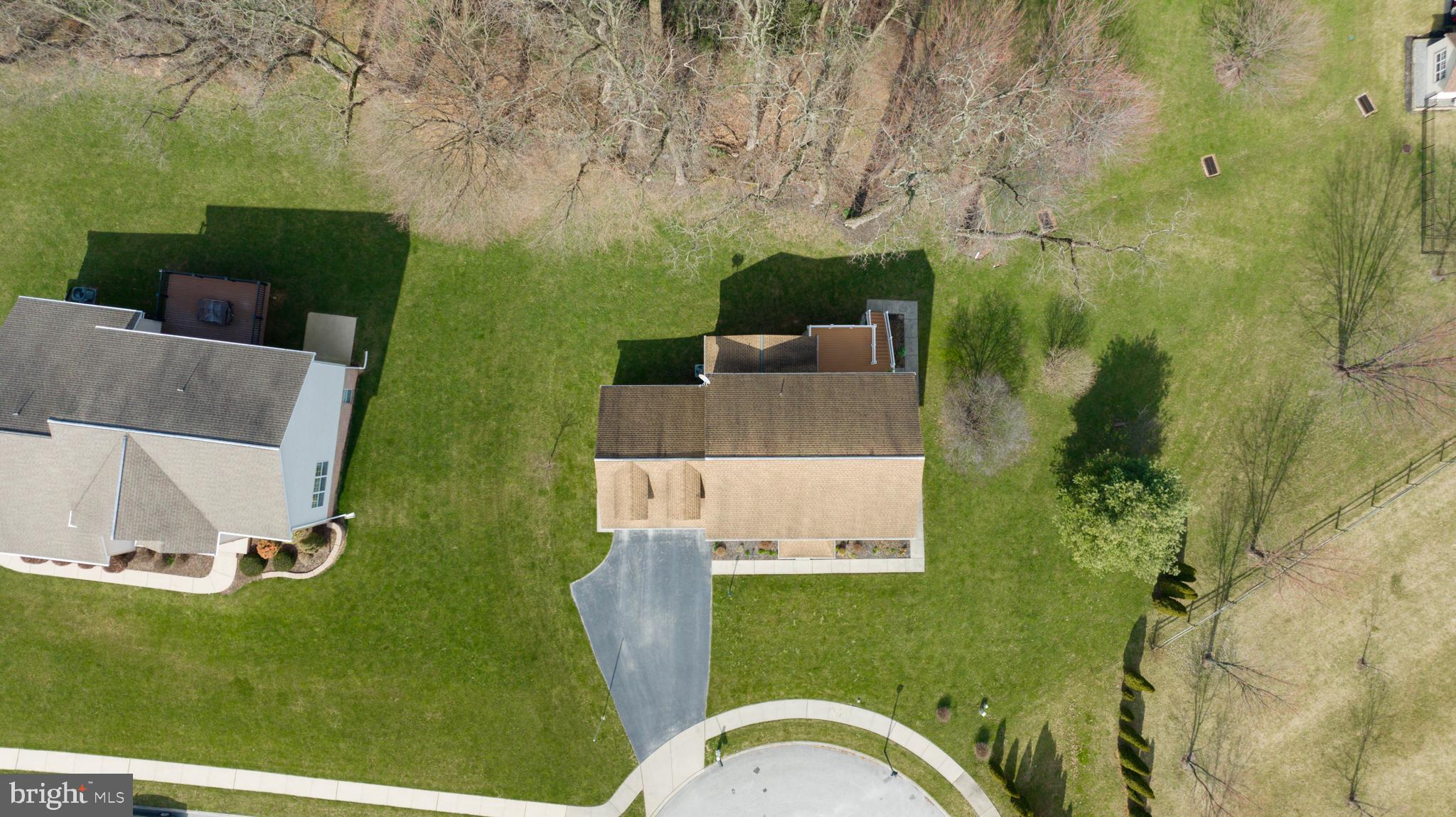 FIELDSTONE MANOR - Residential