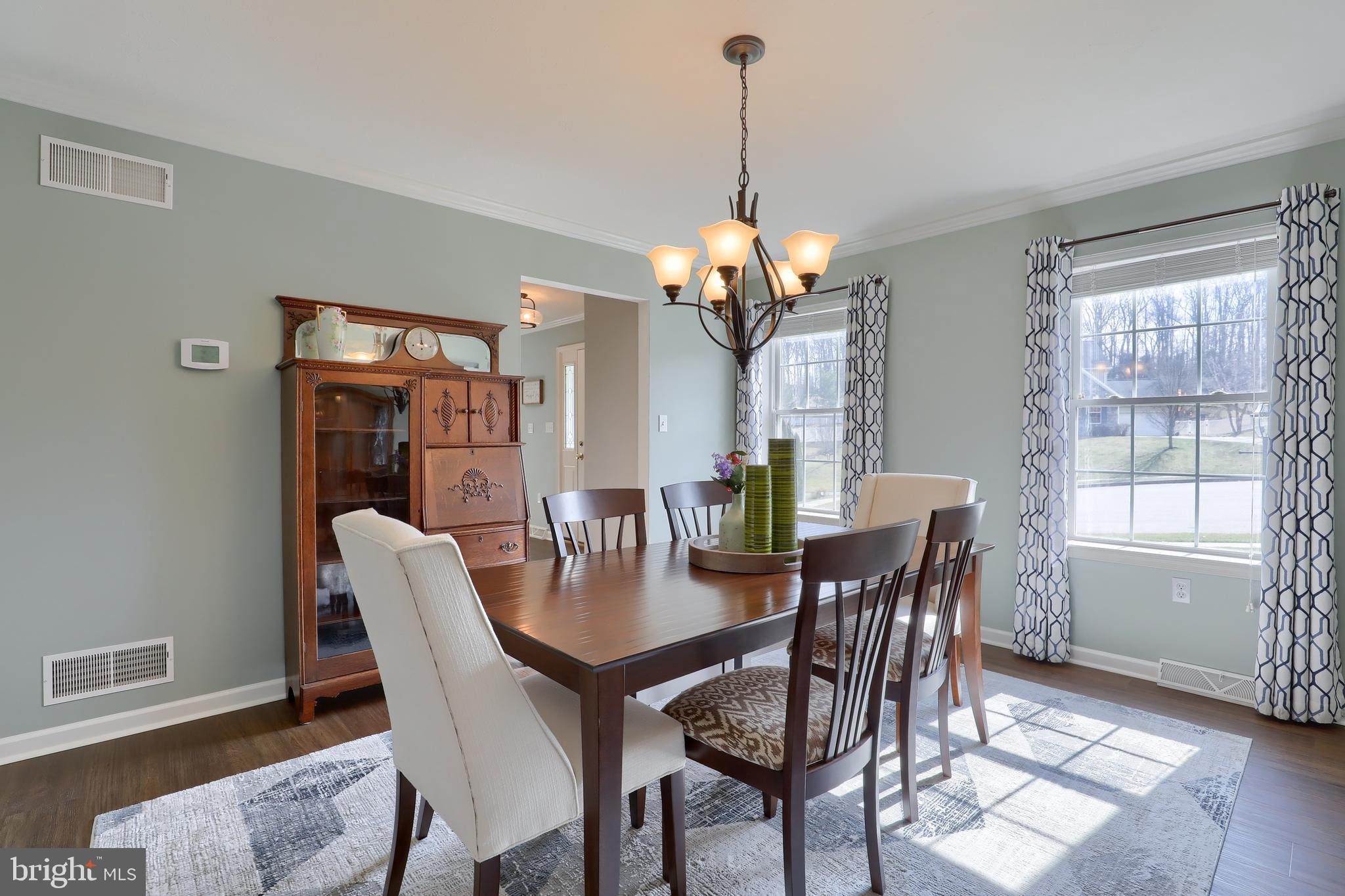 FIELDSTONE MANOR - Residential
