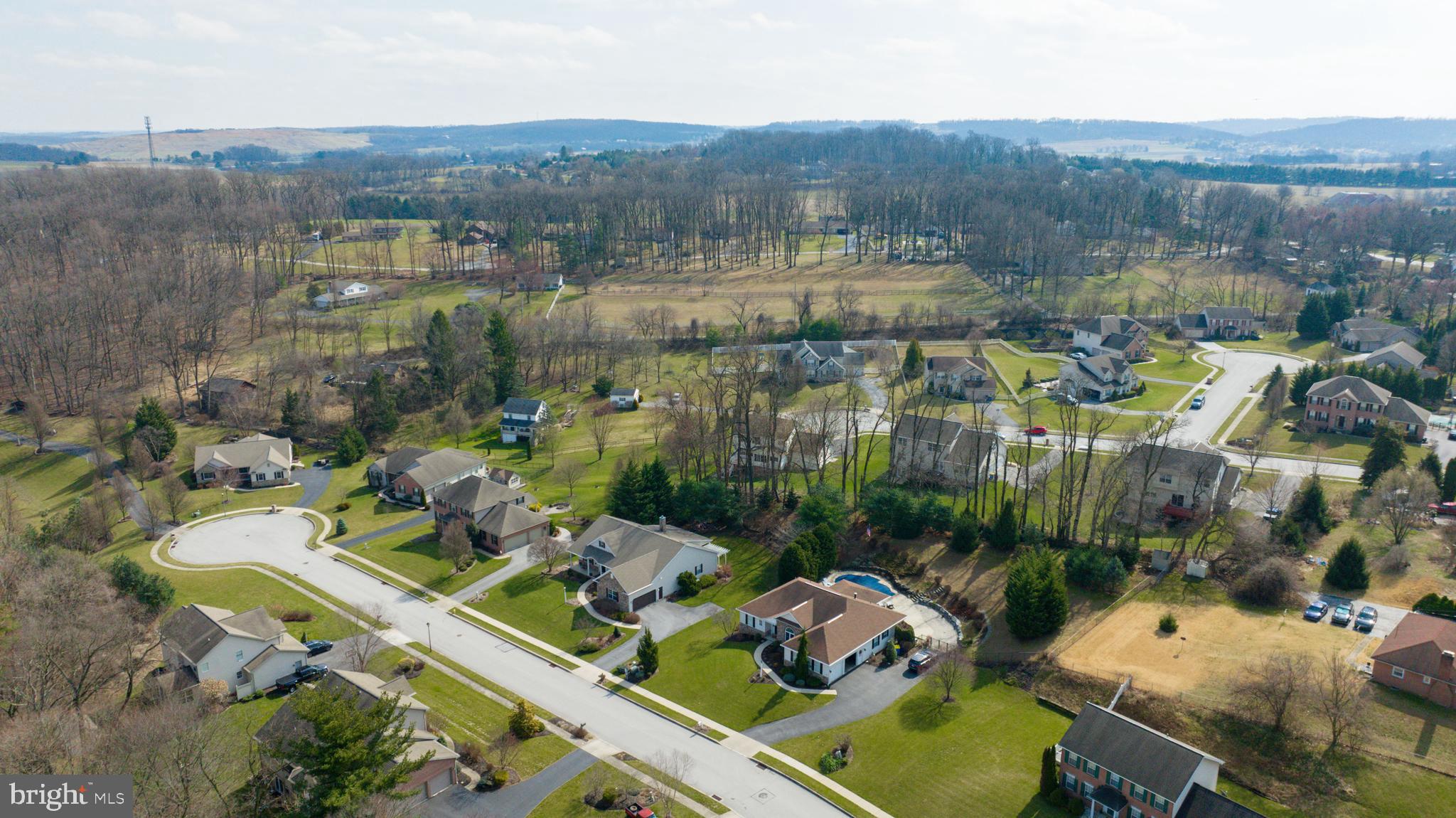 FIELDSTONE MANOR - Residential
