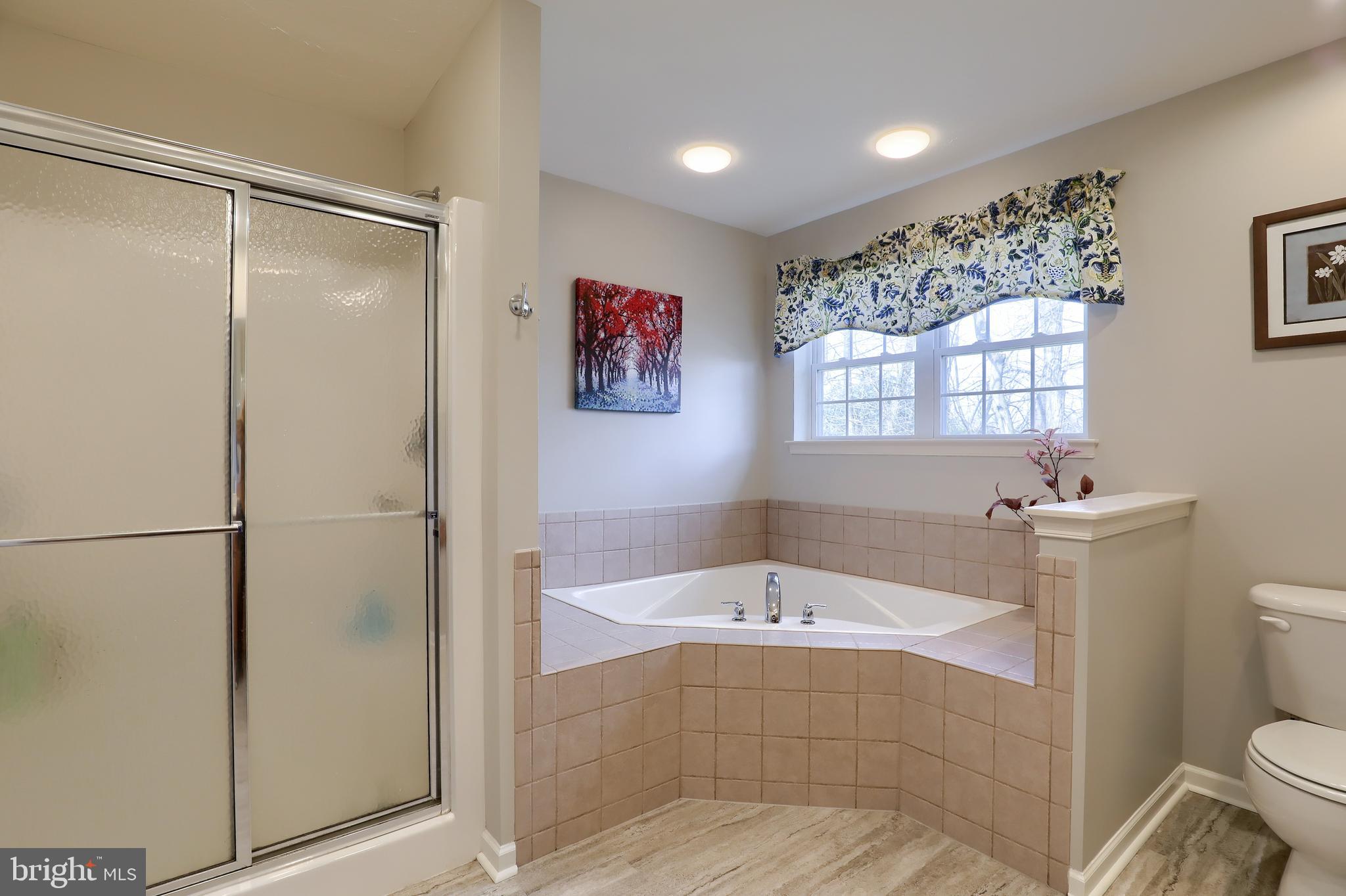 FIELDSTONE MANOR - Residential