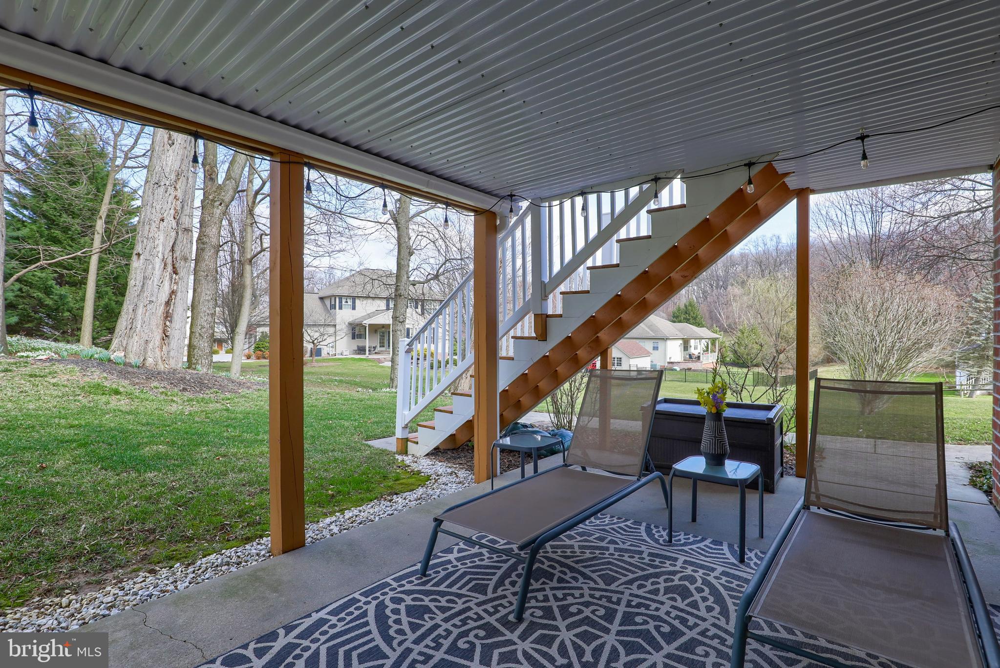 FIELDSTONE MANOR - Residential