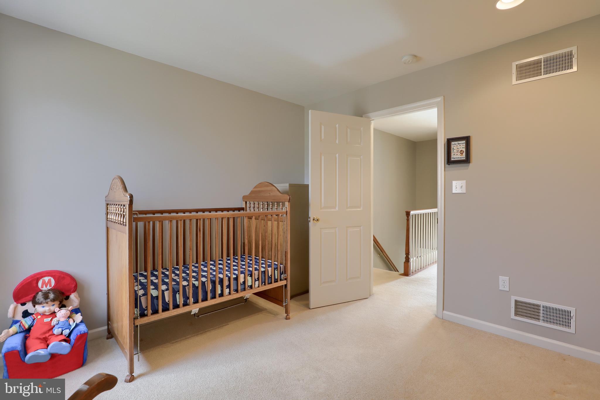 FIELDSTONE MANOR - Residential