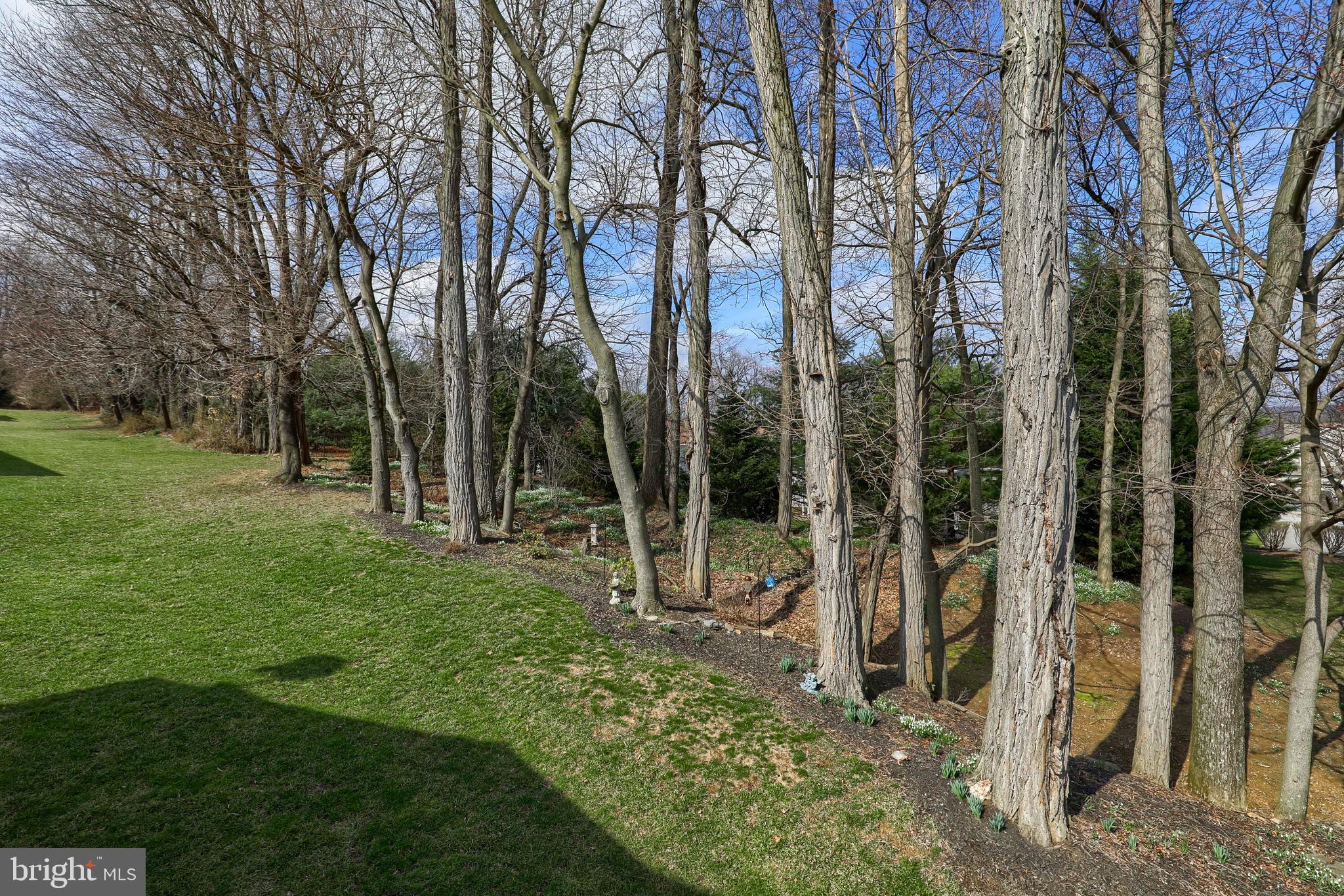 FIELDSTONE MANOR - Residential