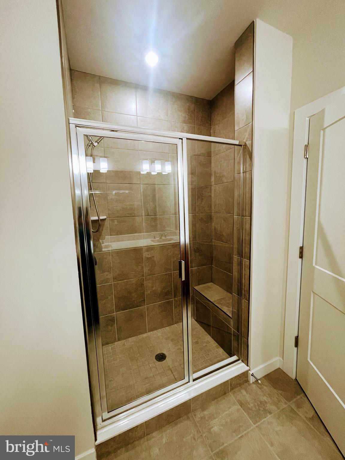 ASHBROOK - Residential Lease