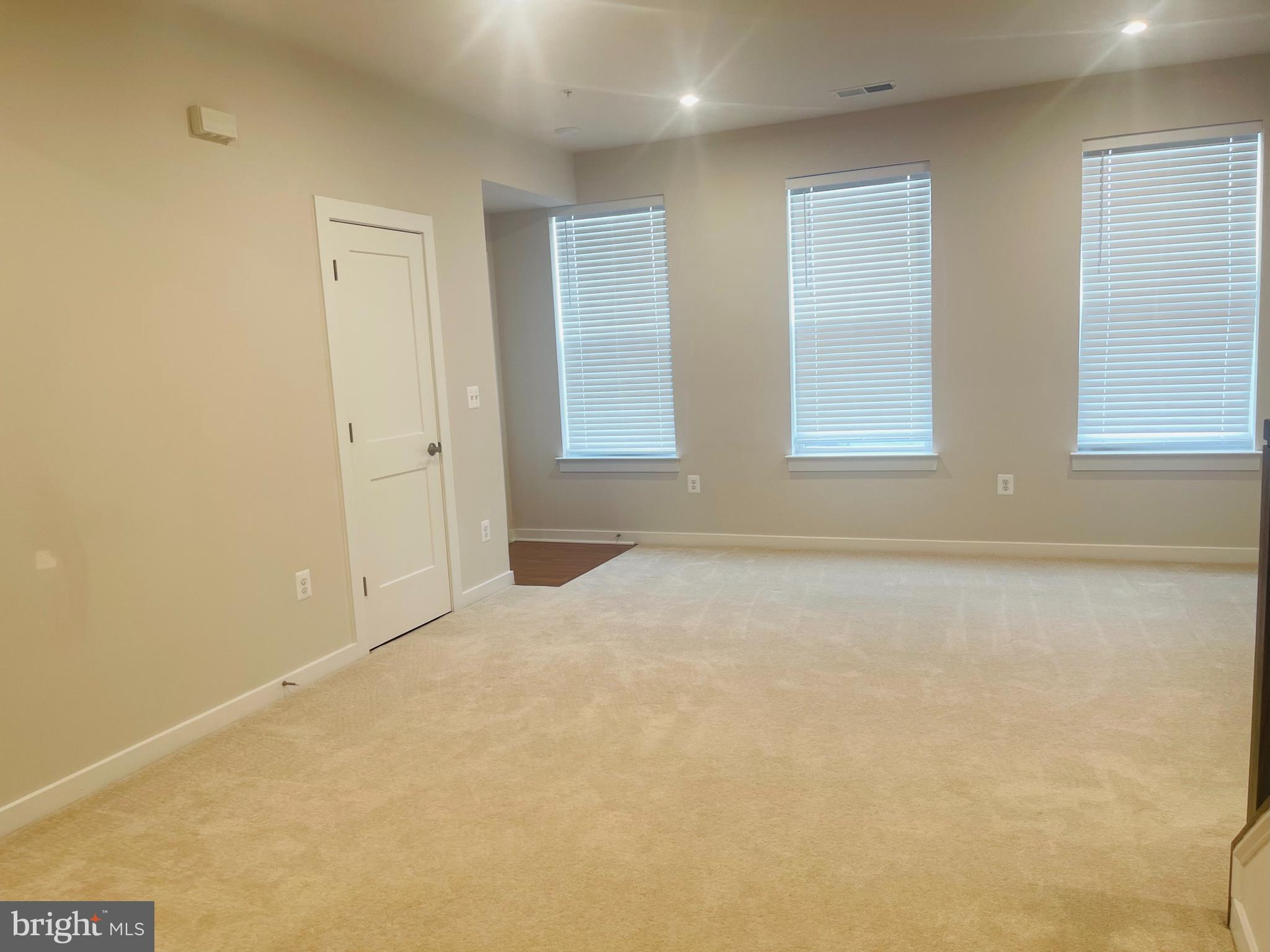 ASHBROOK - Residential Lease