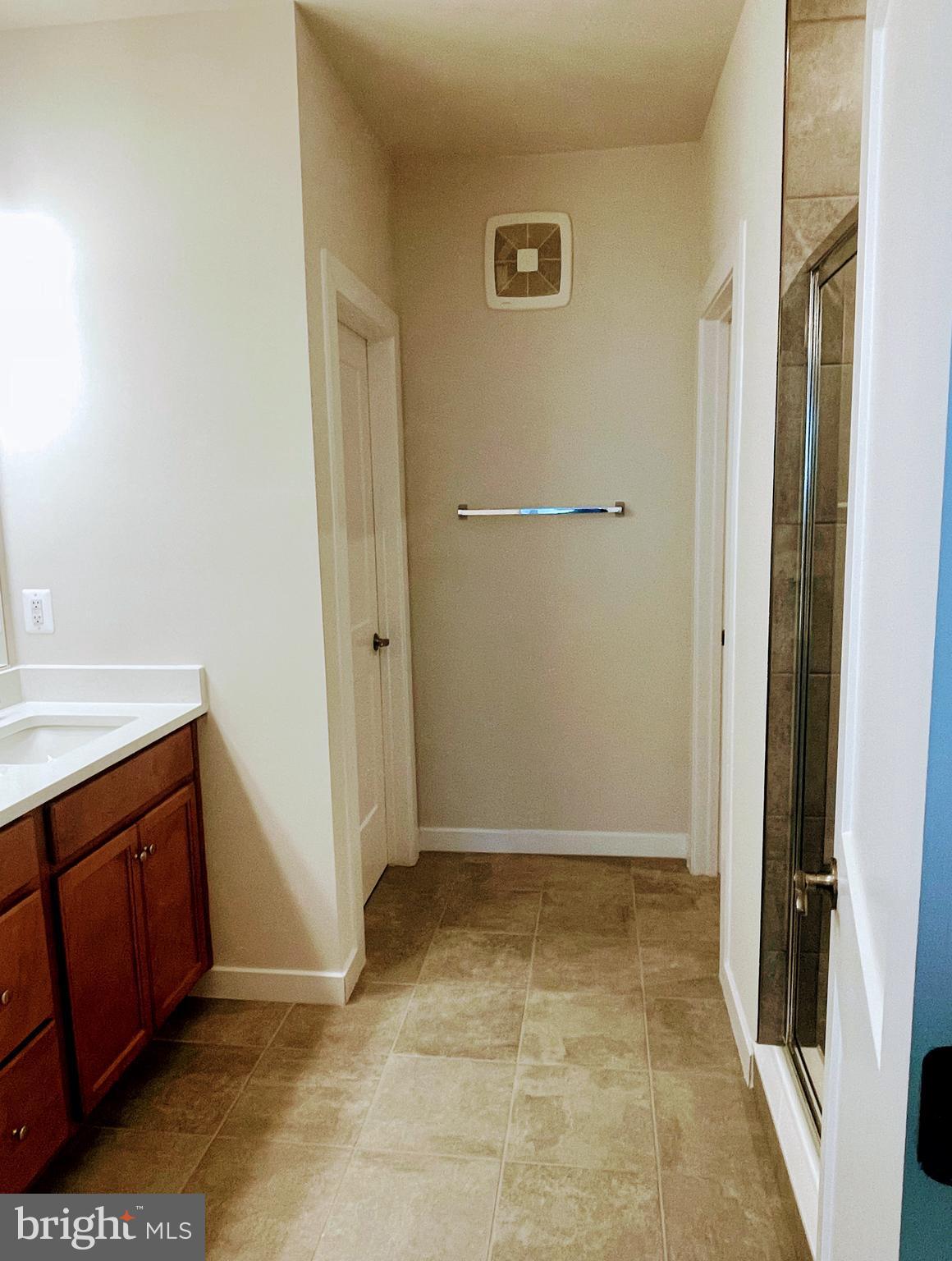 ASHBROOK - Residential Lease