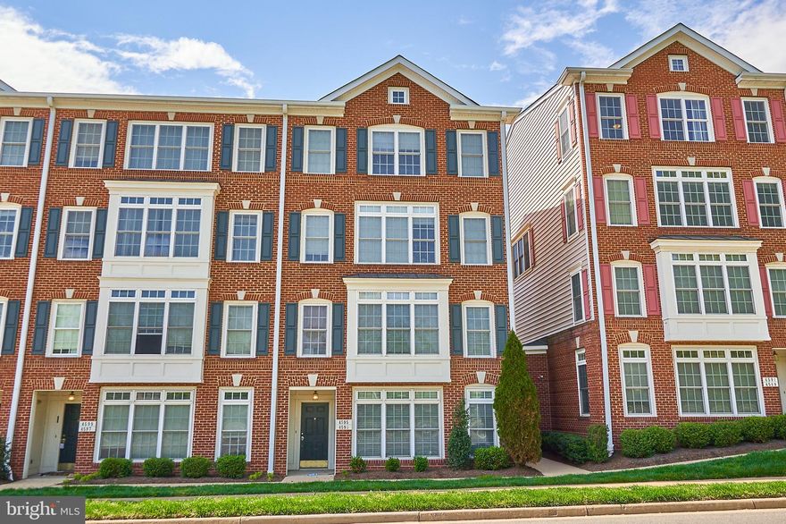 Welcome home to 4593 Whittemore Pl #1131 in the centrally located Residences at Fair Chase.  This light-filled Aspen end unit 3 bedroom, 2.5 bathroom condo offers all of the wonderful features that you have been looking for with upgraded wood floors throughout, spacious bedroom sizes, a one-car garage, bedroom level laundry, and an open floor plan.  Sit down and relax in your living room with the ambiance of the fire going or sit outside on your deck, which has been recently replaced by the Condo Association!  The kitchen features 42 inch maple cabinets, granite countertops, and a gas stove ; the kitchen opens up to the dining area and family room, so there's a great space to entertain and relax for all! The tranquil, oversized primary bedroom has a ceiling fan, large walk-in closet, and window seat.  The luxury primary bathroom has upgraded tile, double sinks, a large Jacuzzi soaking tub and a separate shower.  You are tucked away from the hustle and bustle of traffic yet able to walk or take a short drive to restaurants & shopping at Fairfax Corner, Dixie Hill Park, schools, and major commuting routes!