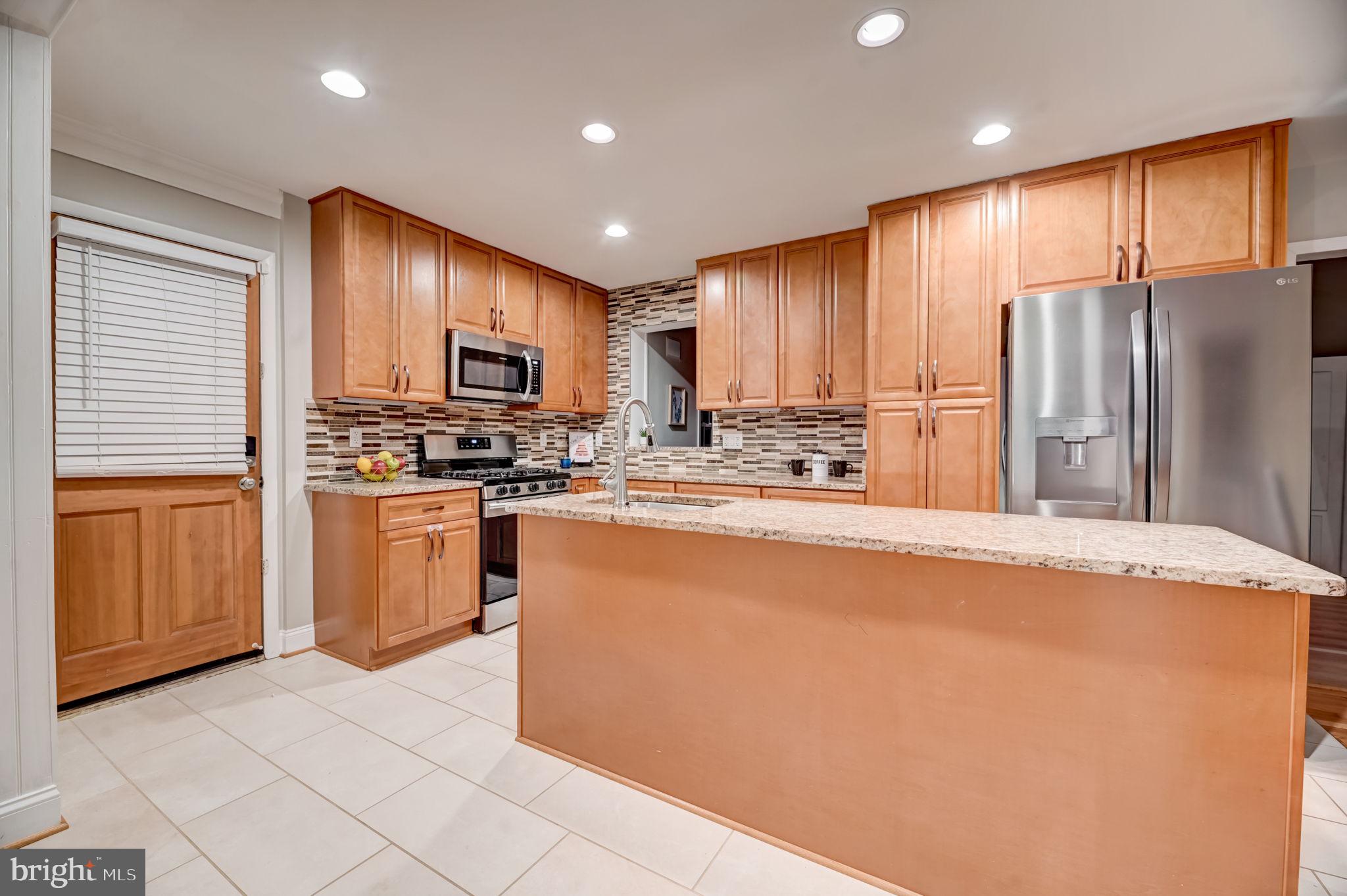 ROLLING VALLEY - Residential