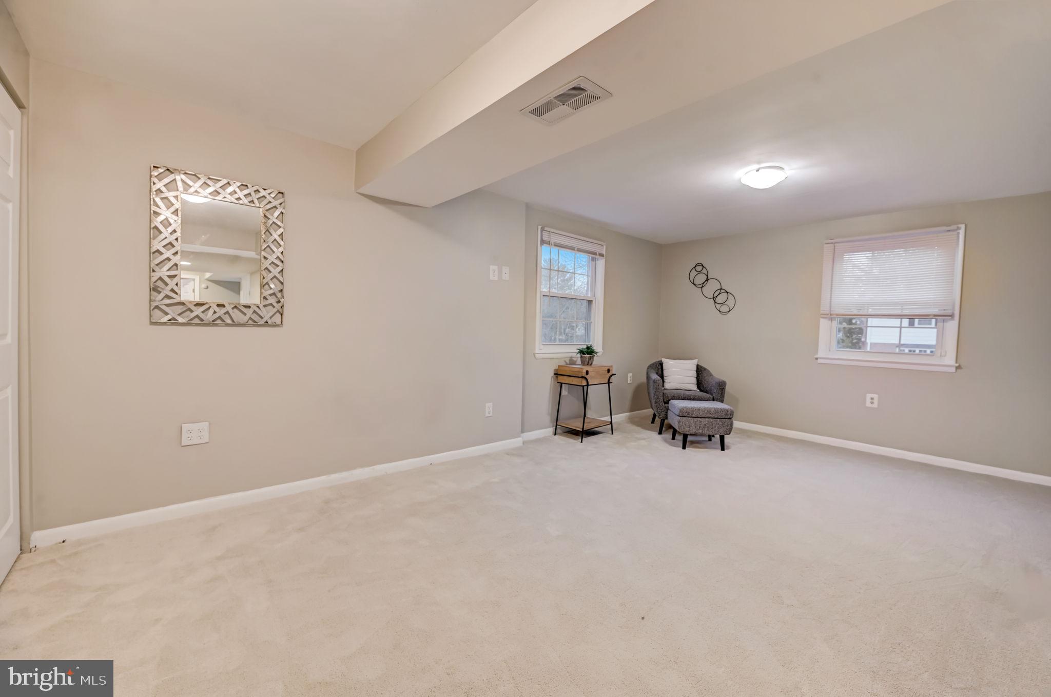 ROLLING VALLEY - Residential