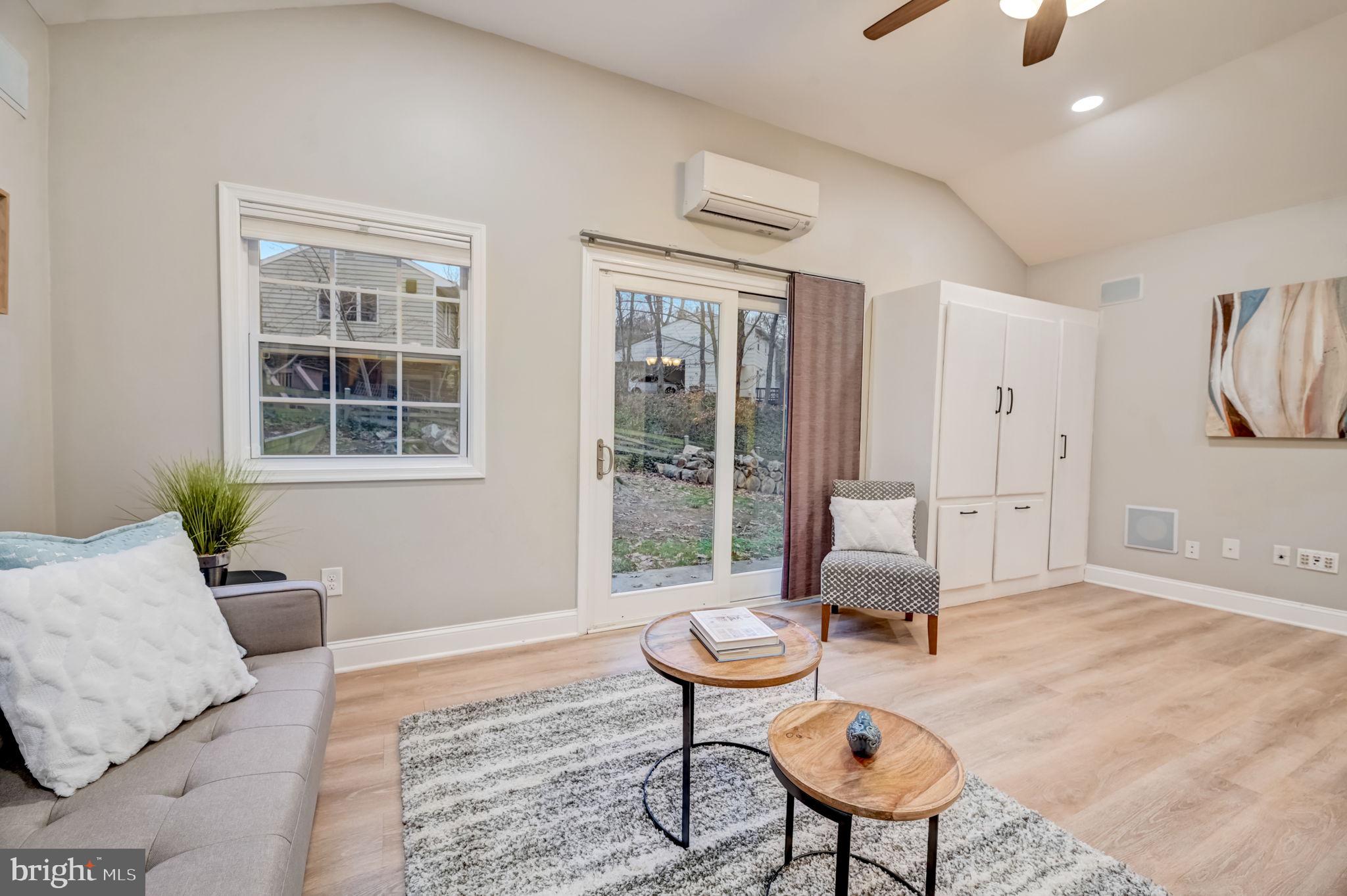 ROLLING VALLEY - Residential