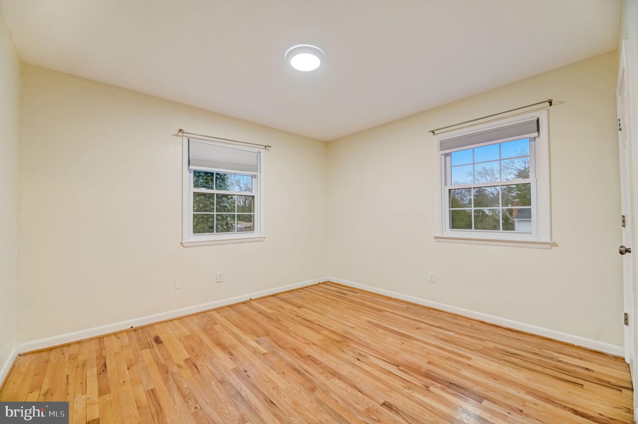 ROLLING VALLEY - Residential