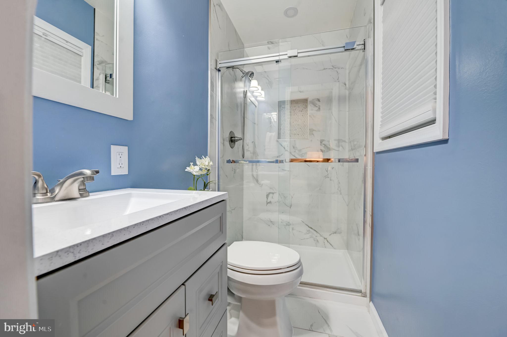 ROLLING VALLEY - Residential