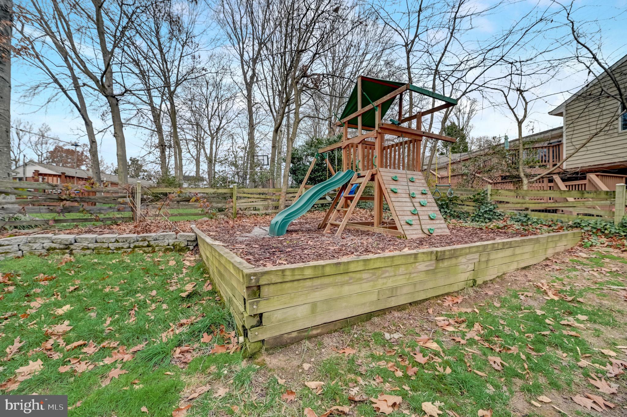 ROLLING VALLEY - Residential