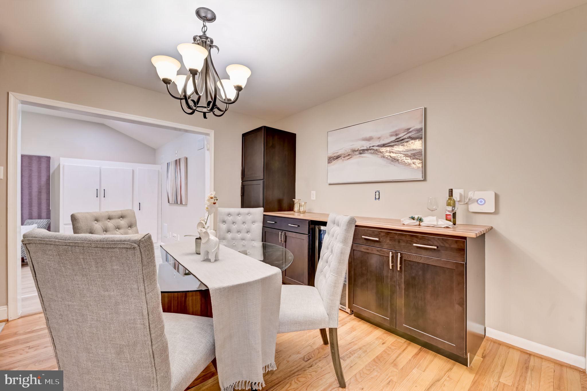 ROLLING VALLEY - Residential