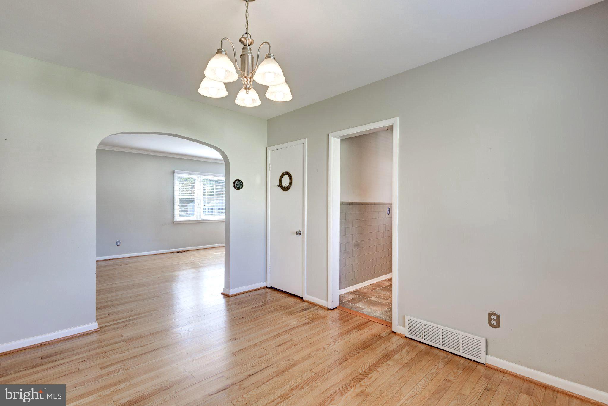 428 MAPLE AVENUE