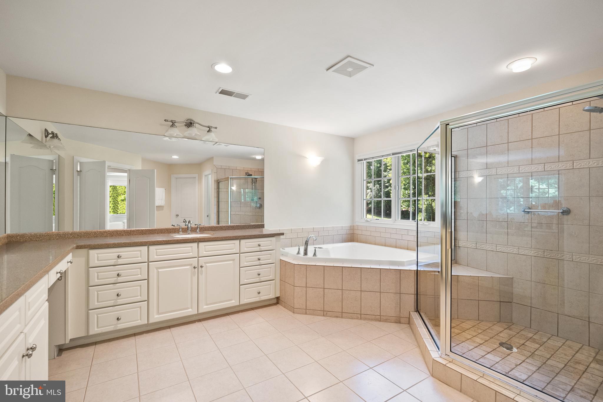 FITZ FOLLY FARMS - Residential