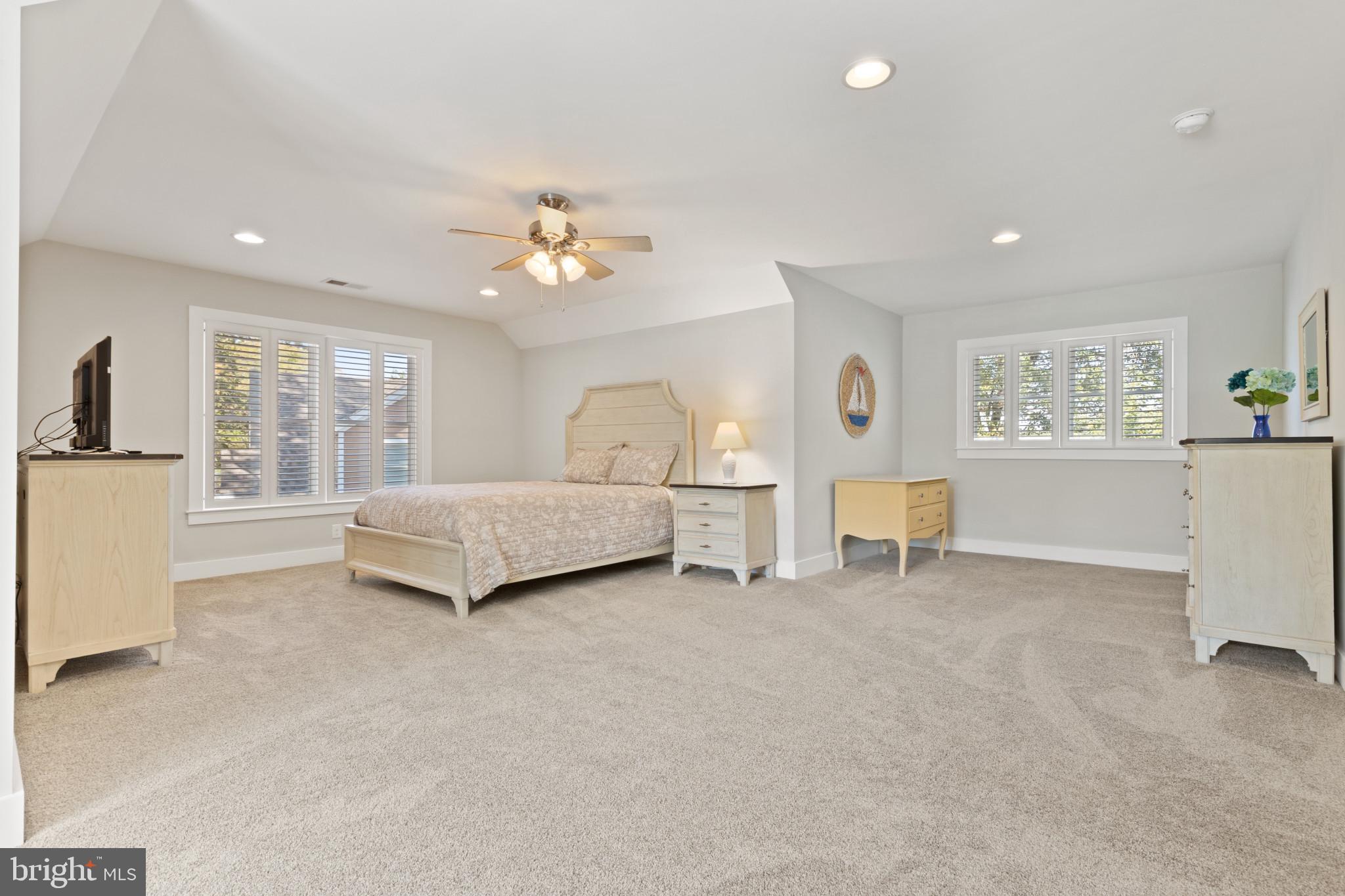 MAGOTHY BEACH - Residential