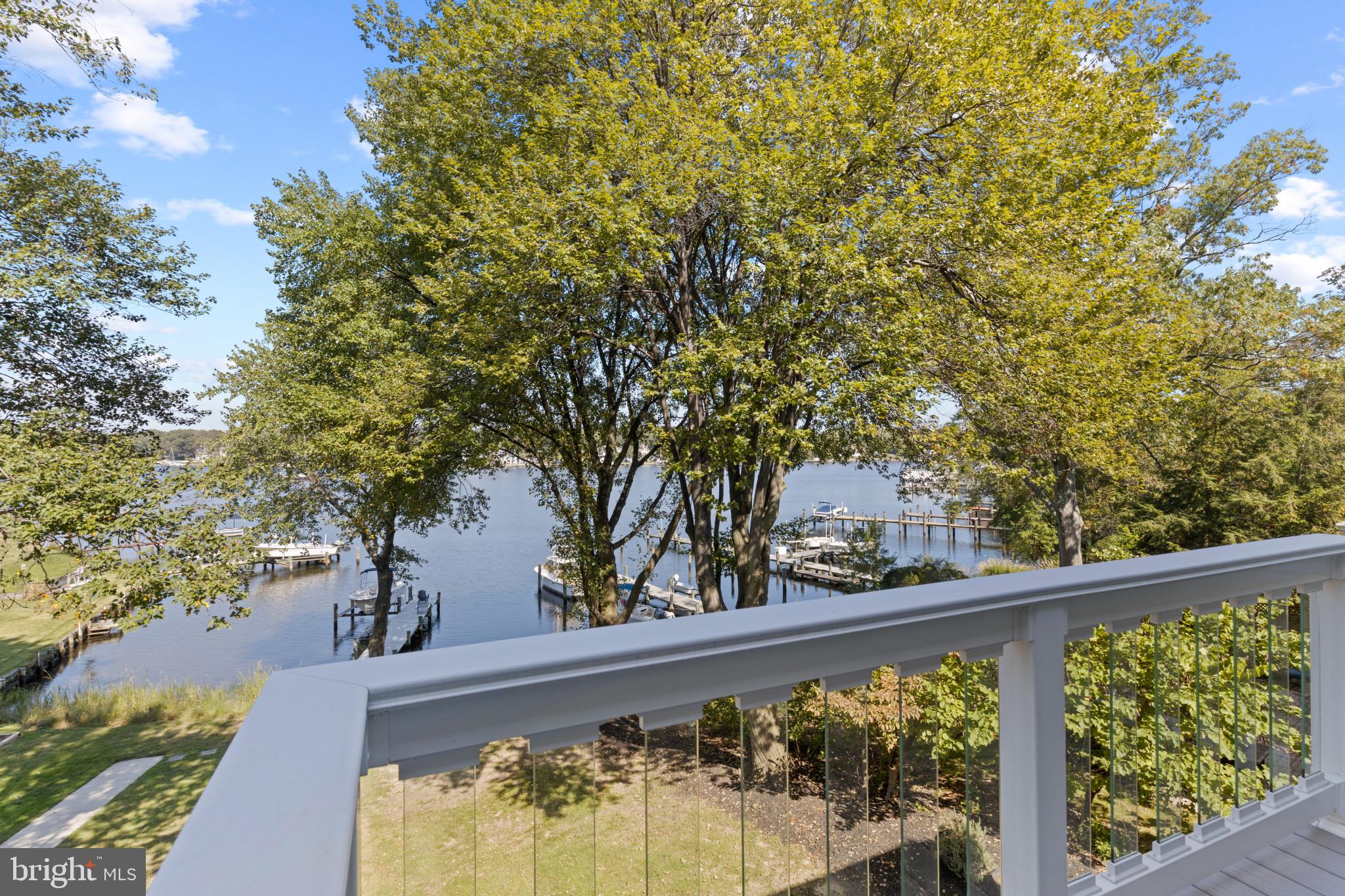 MAGOTHY BEACH - Residential