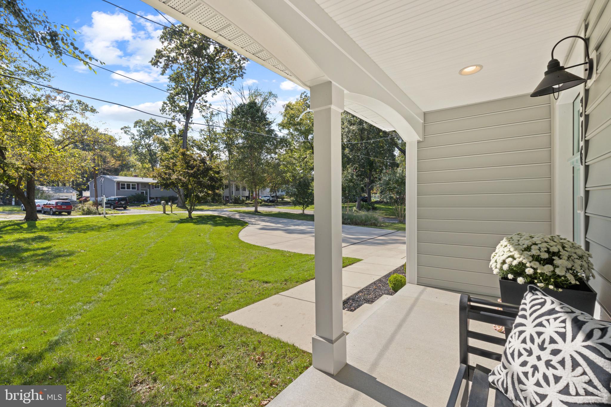 MAGOTHY BEACH - Residential