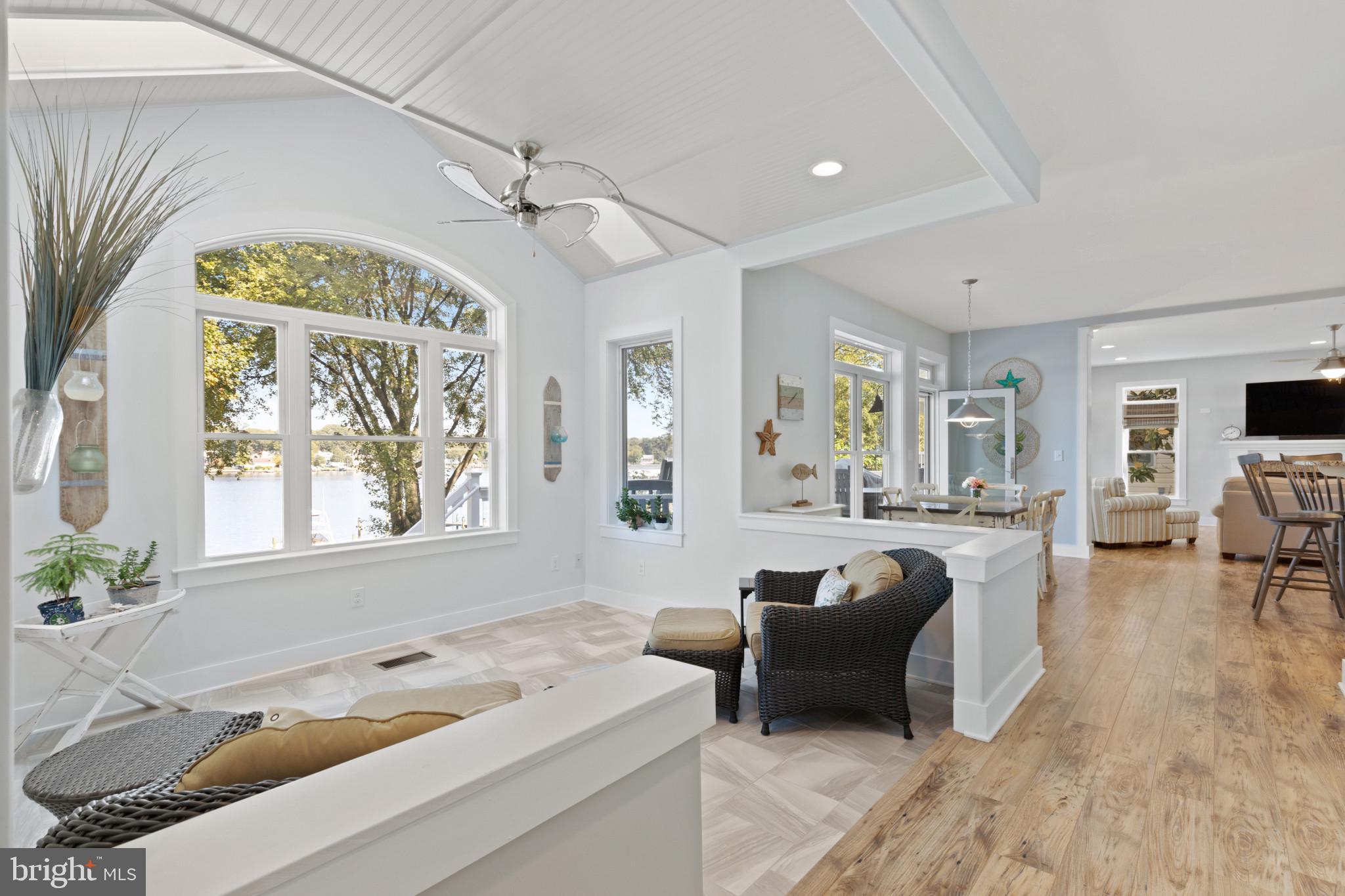 MAGOTHY BEACH - Residential