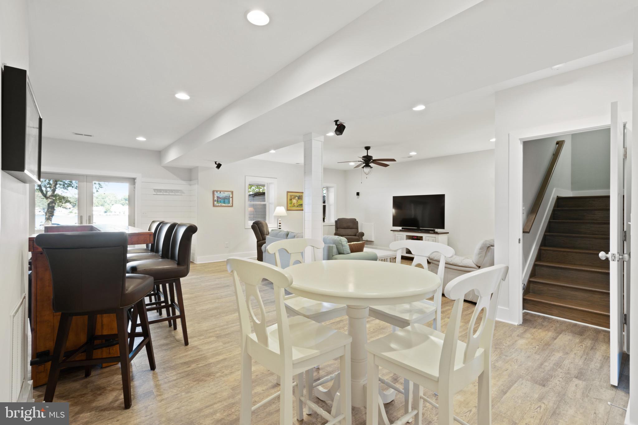 MAGOTHY BEACH - Residential