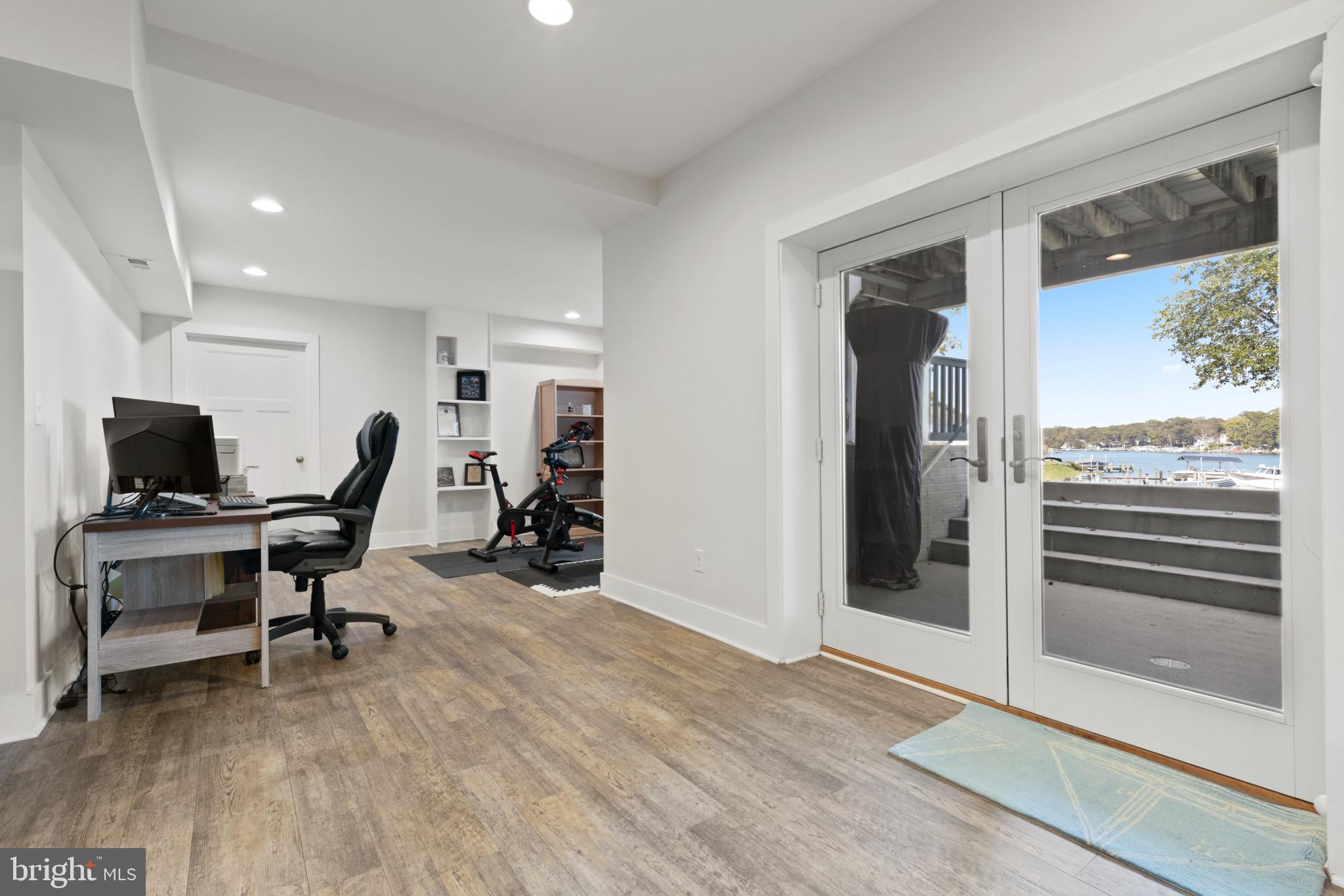 MAGOTHY BEACH - Residential