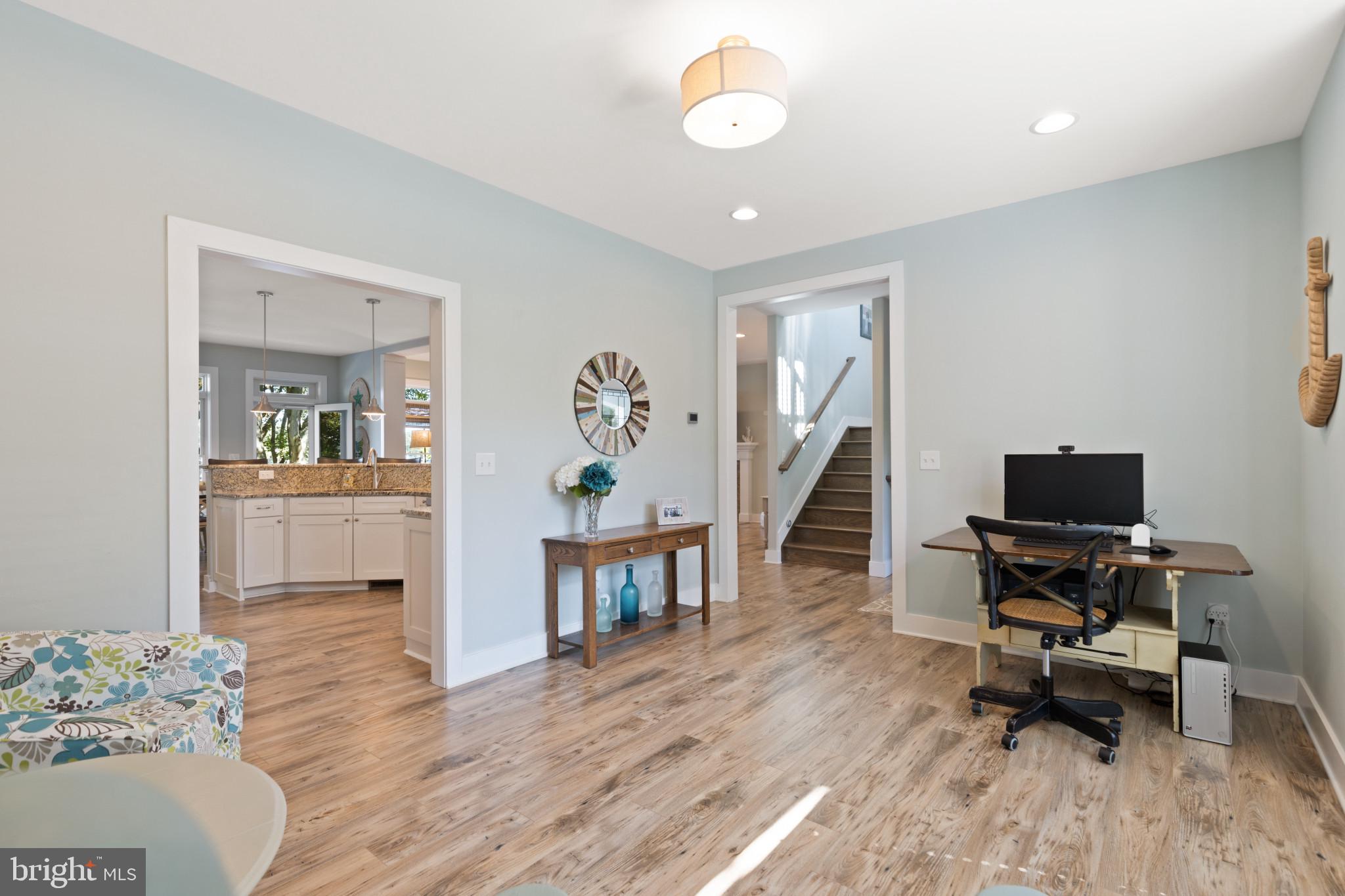 MAGOTHY BEACH - Residential