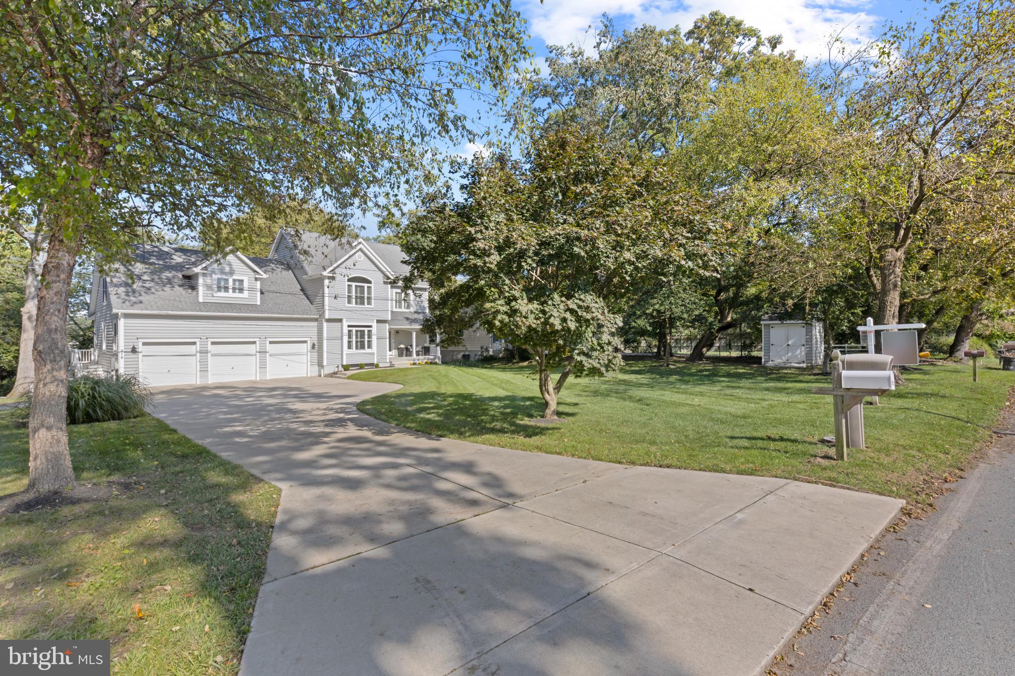 MAGOTHY BEACH - Residential