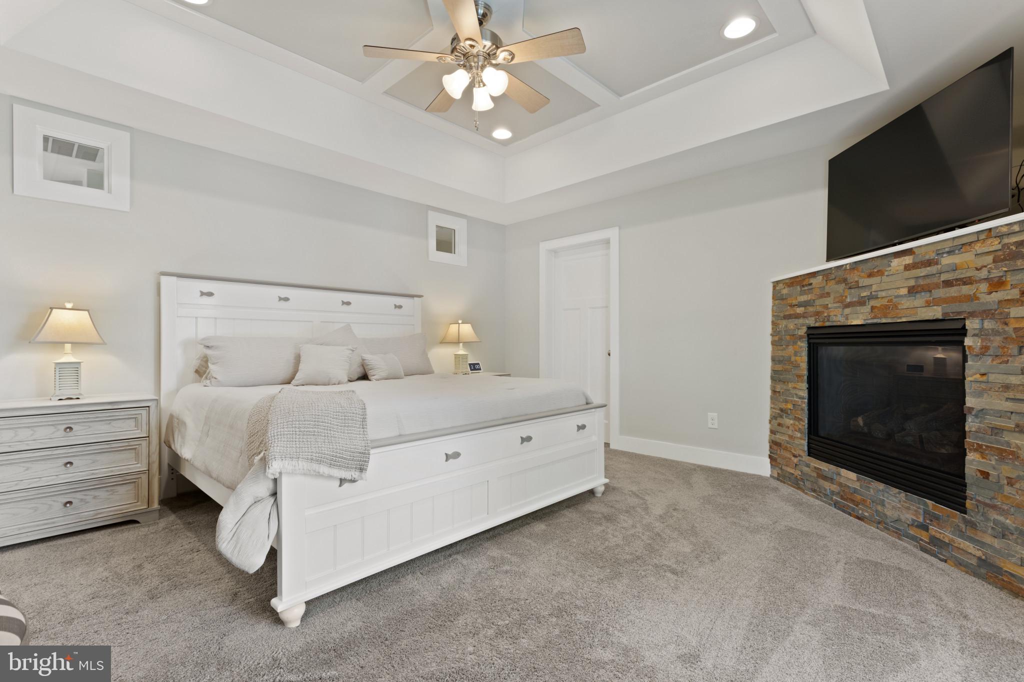 MAGOTHY BEACH - Residential