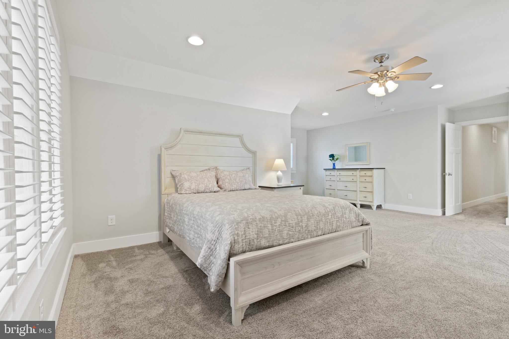 MAGOTHY BEACH - Residential