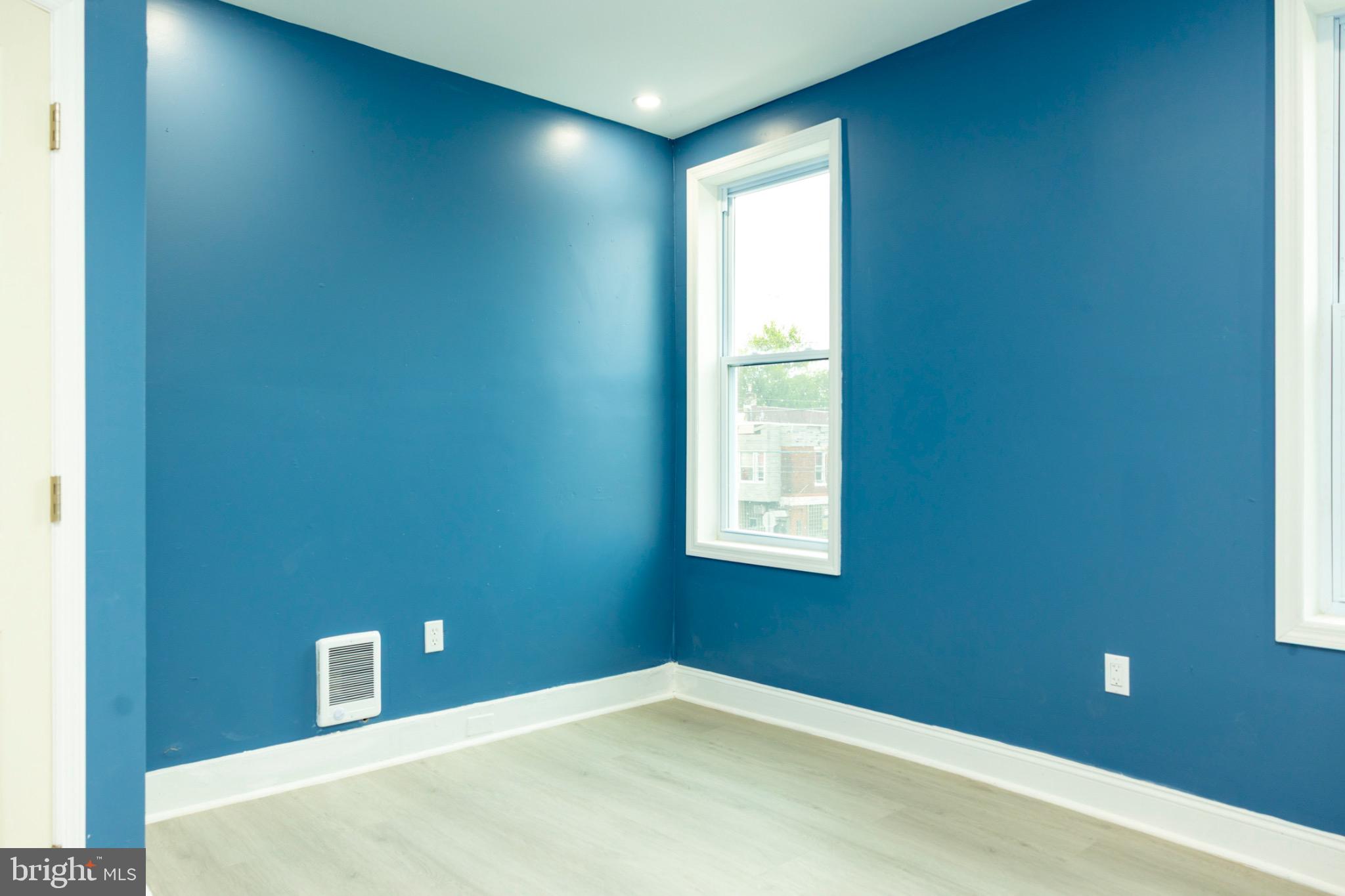 OLNEY (EAST) - Residential