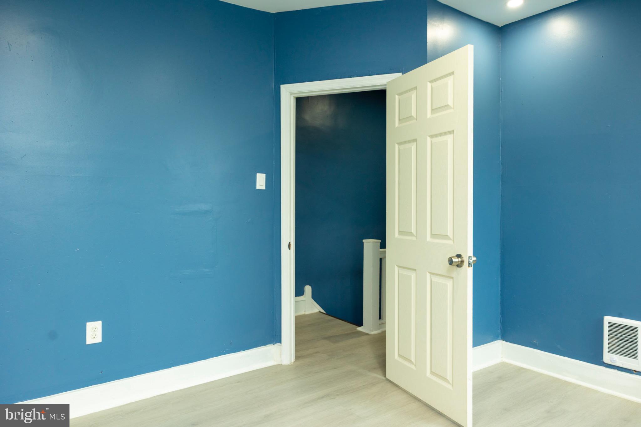 OLNEY (EAST) - Residential