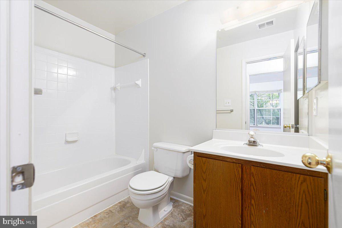 WOODFIELD AT MANCHESTER - Residential