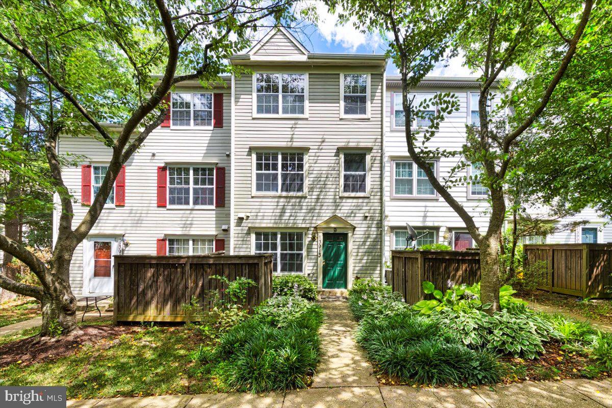 WOODFIELD AT MANCHESTER - Residential