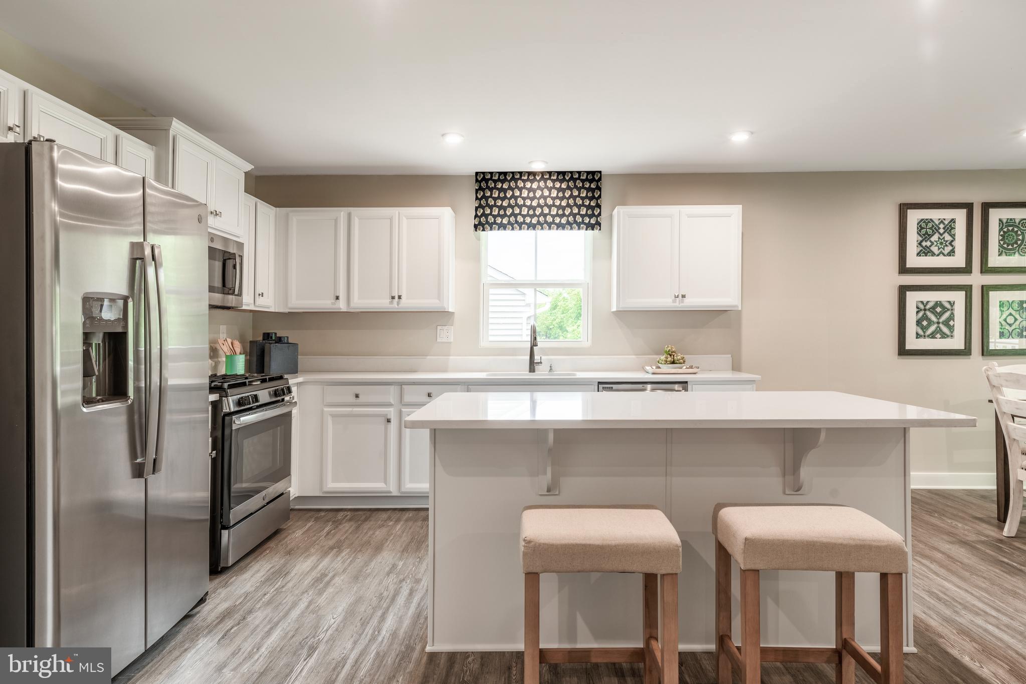 CARDINAL POINTE - Residential