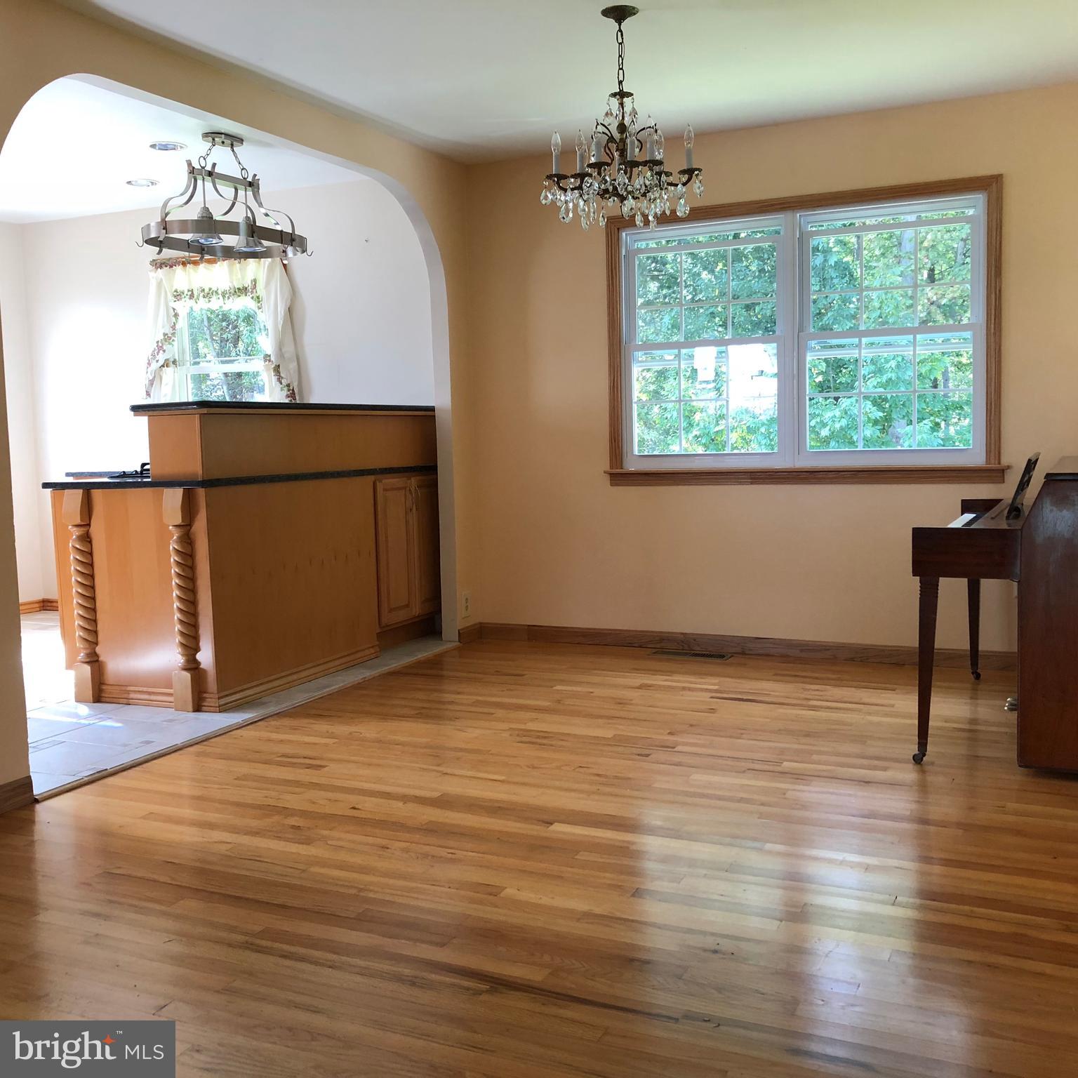 SILVERGATE VILLAGE - Residential