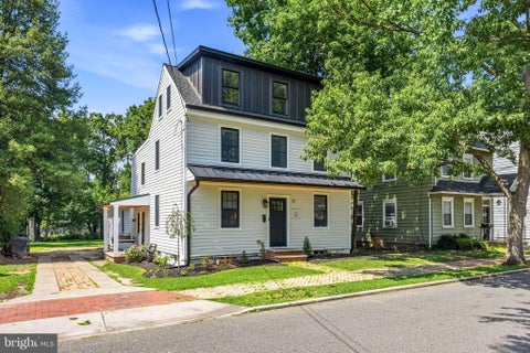 Homes For Sale - 71 E 2nd Street<br/> MOORESTOWN, NJ 08057