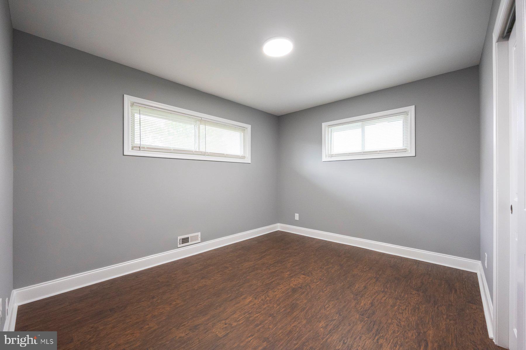 LIBERTY CREST - Residential