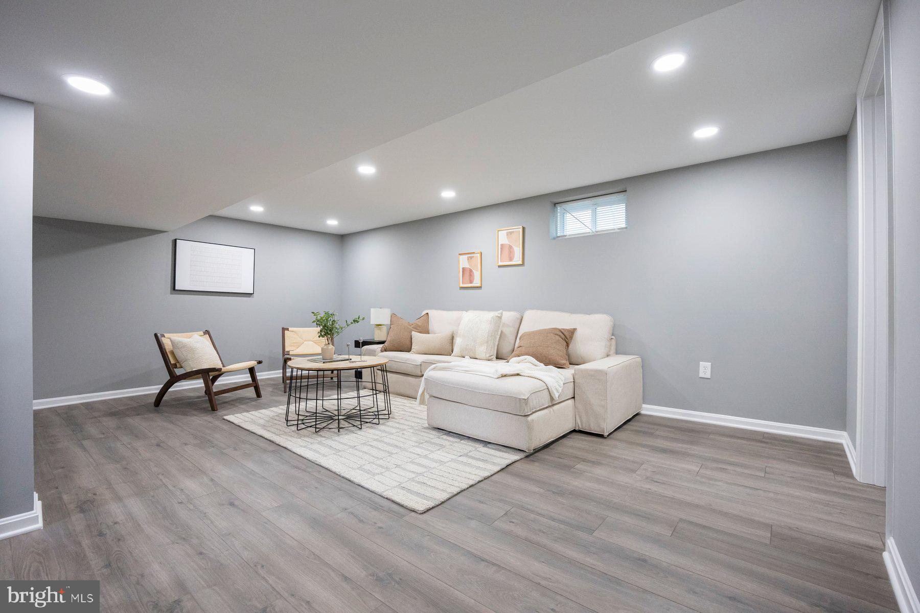 LIBERTY CREST - Residential