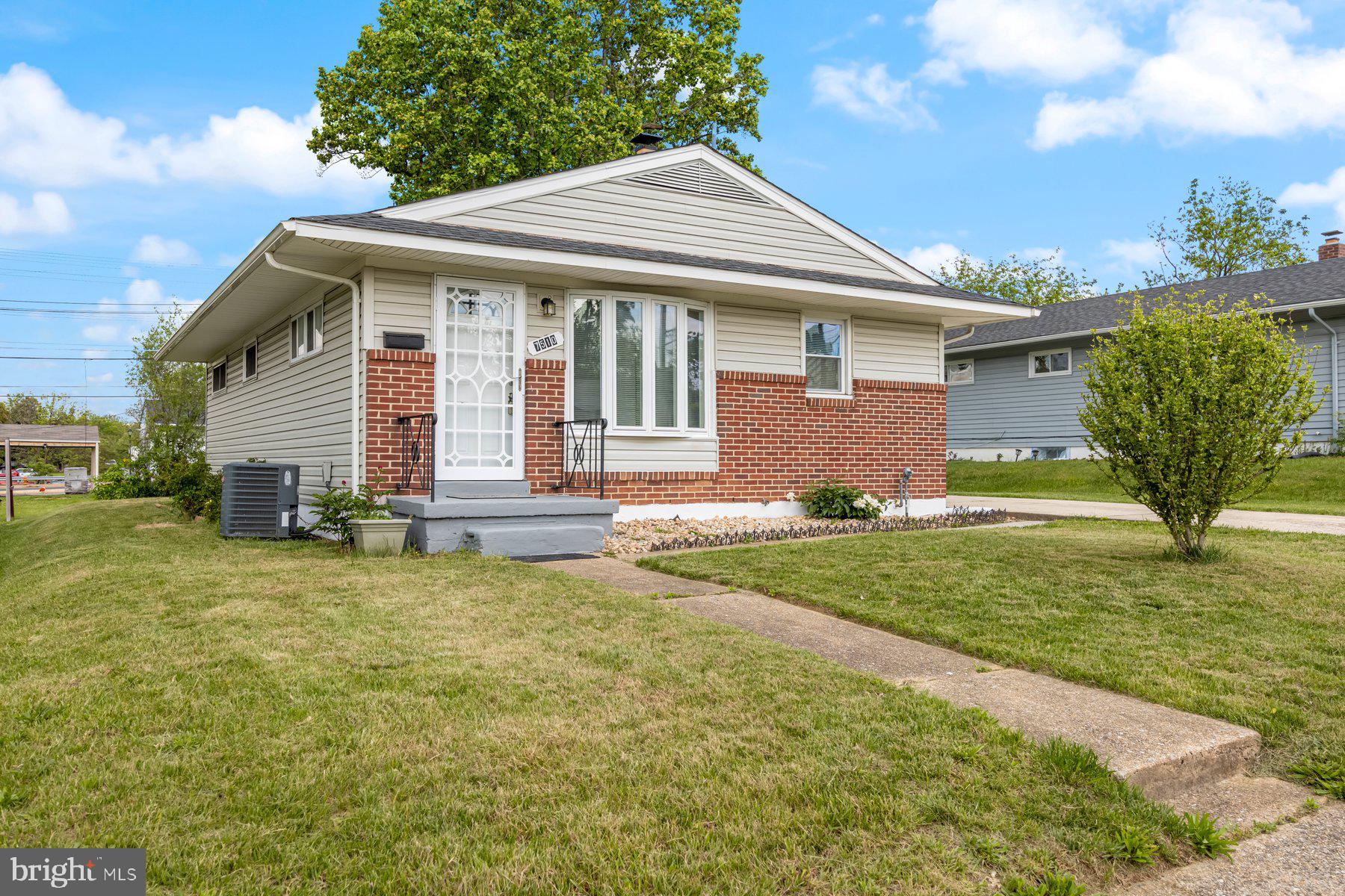 LIBERTY CREST - Residential