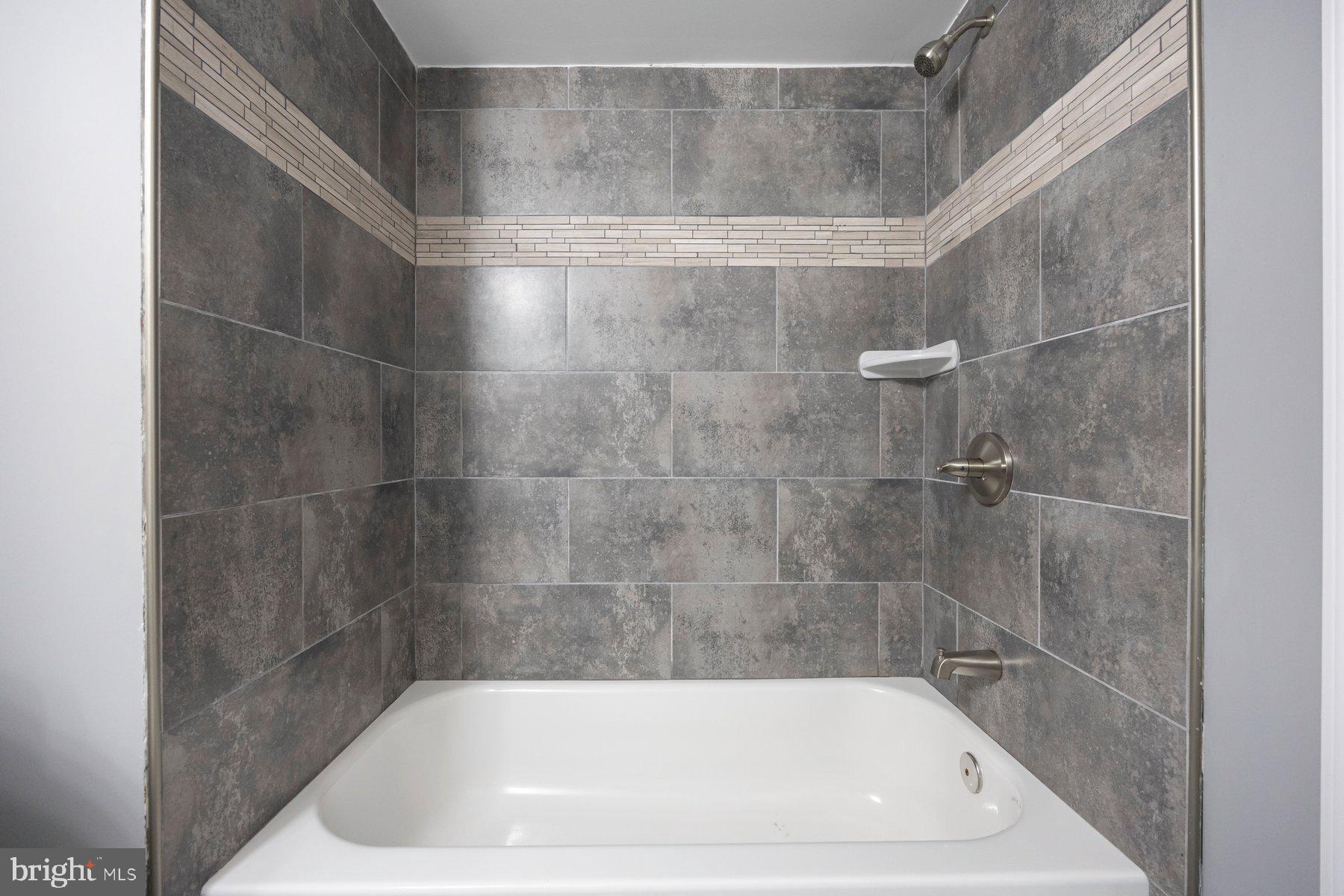 LIBERTY CREST - Residential