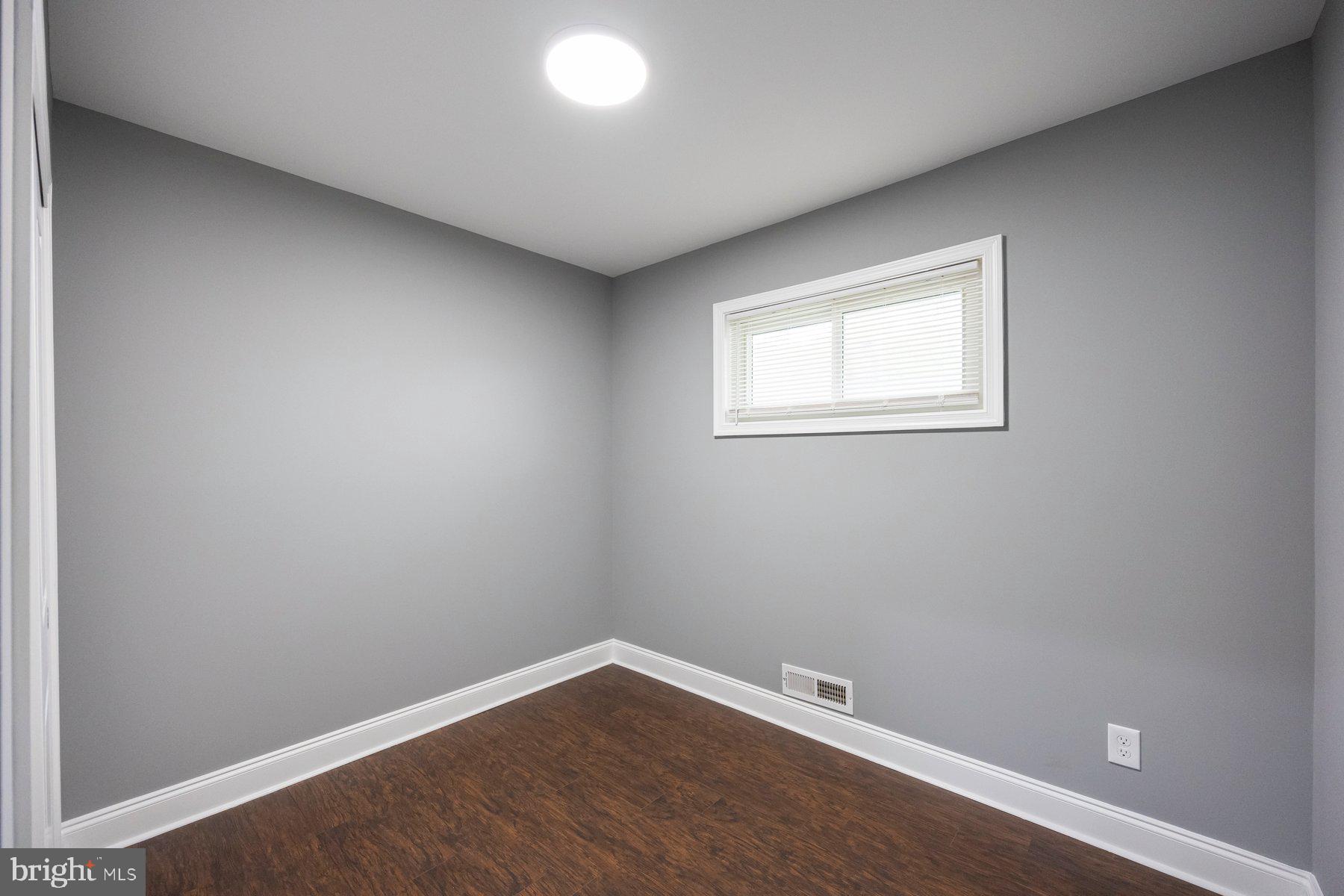 LIBERTY CREST - Residential