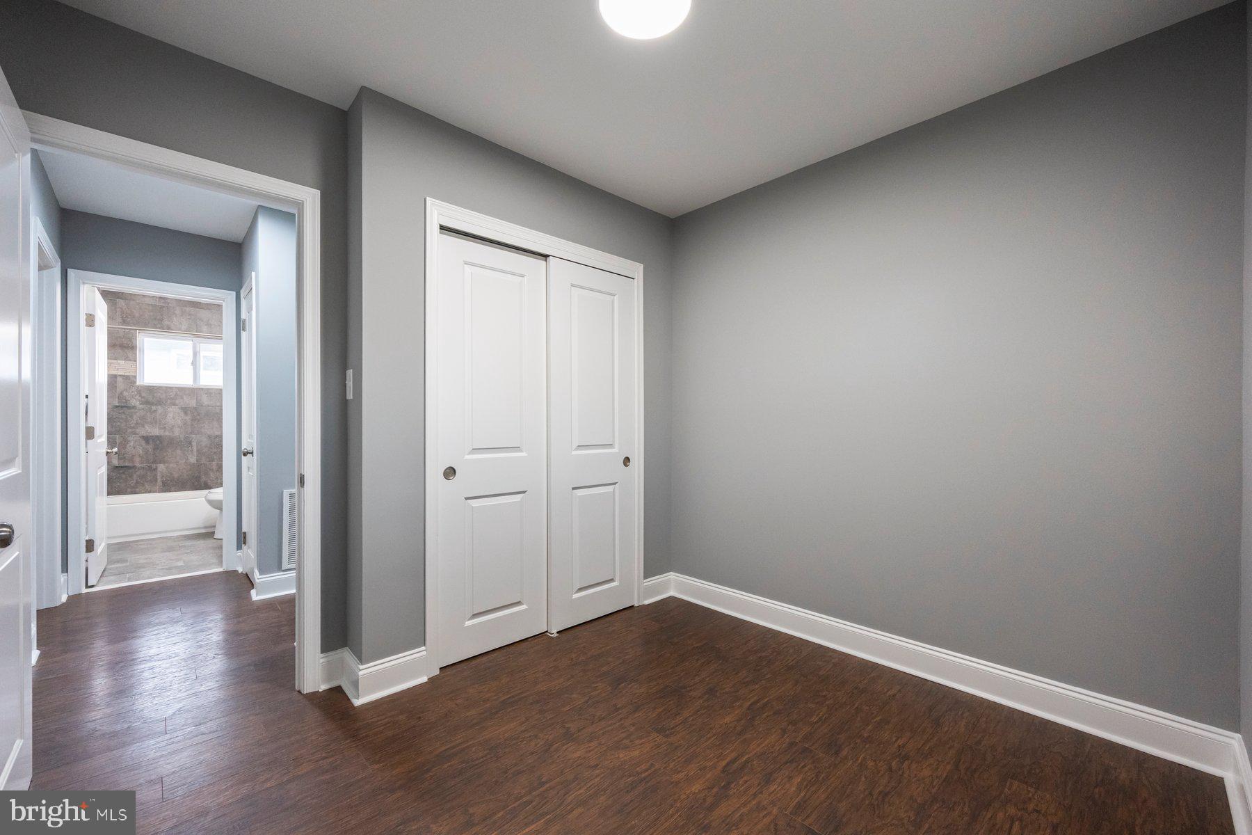 LIBERTY CREST - Residential