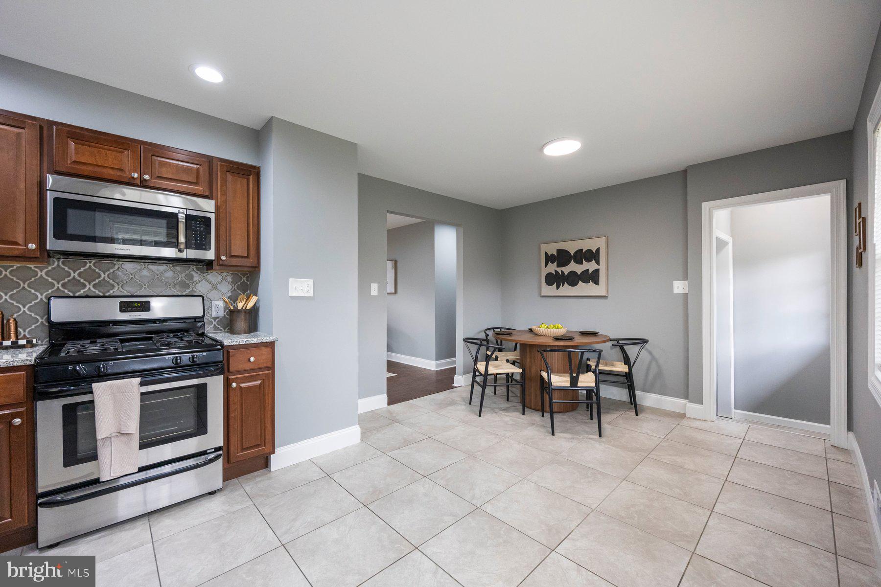 LIBERTY CREST - Residential