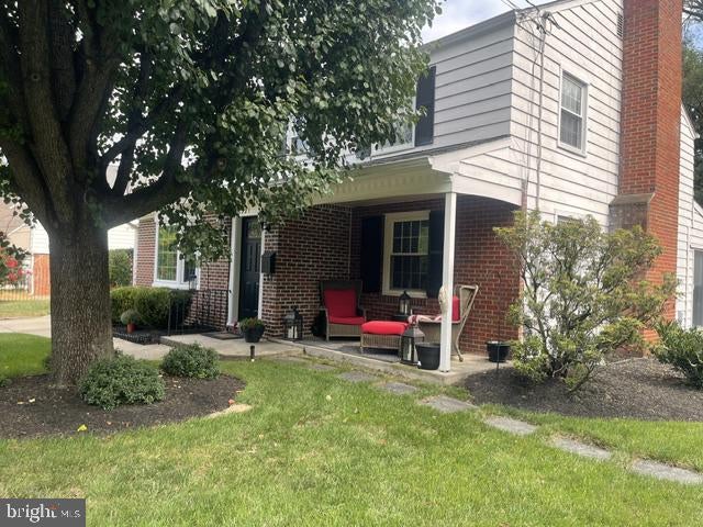 321 N STANWICK ROAD