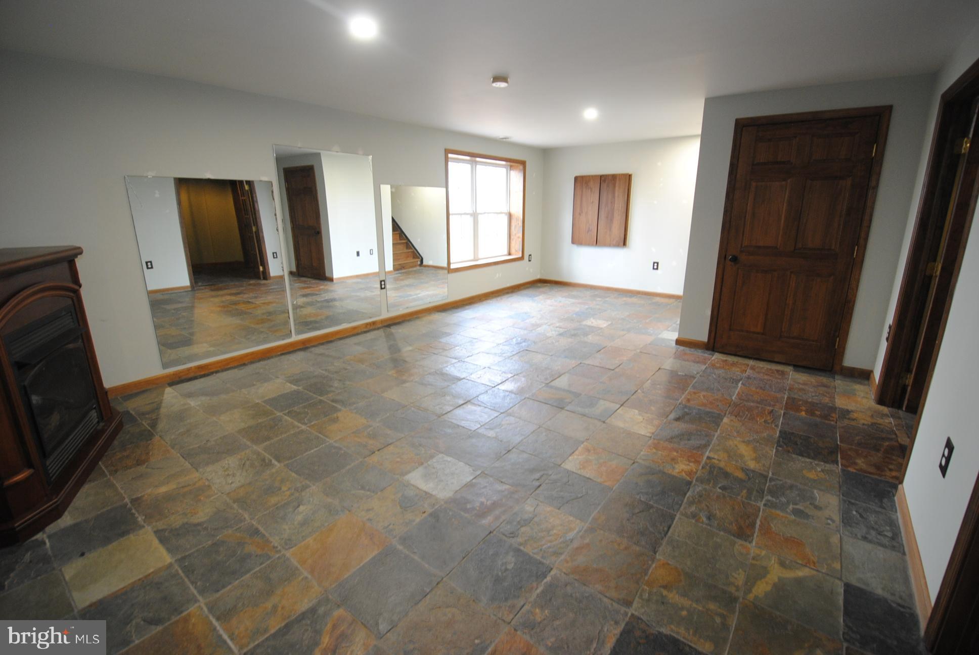 SHEN FARMS MT VIEW - Residential