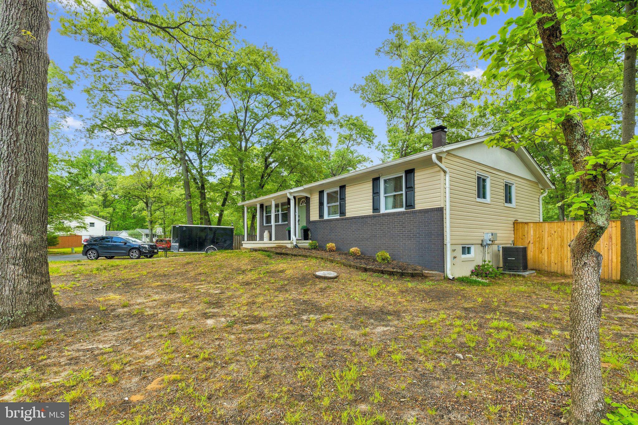 1519 MANOR VIEW ROAD