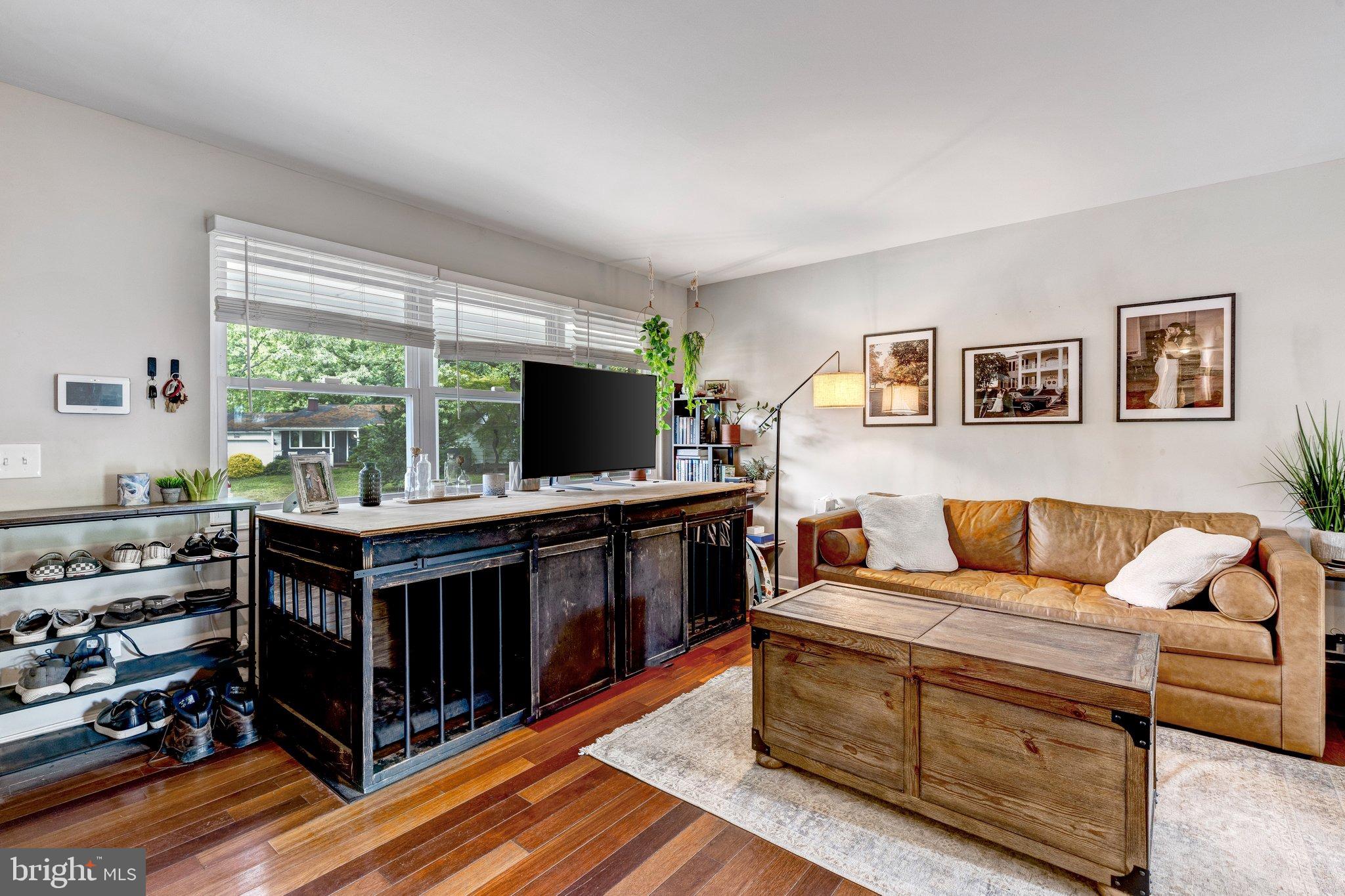 1519 MANOR VIEW ROAD